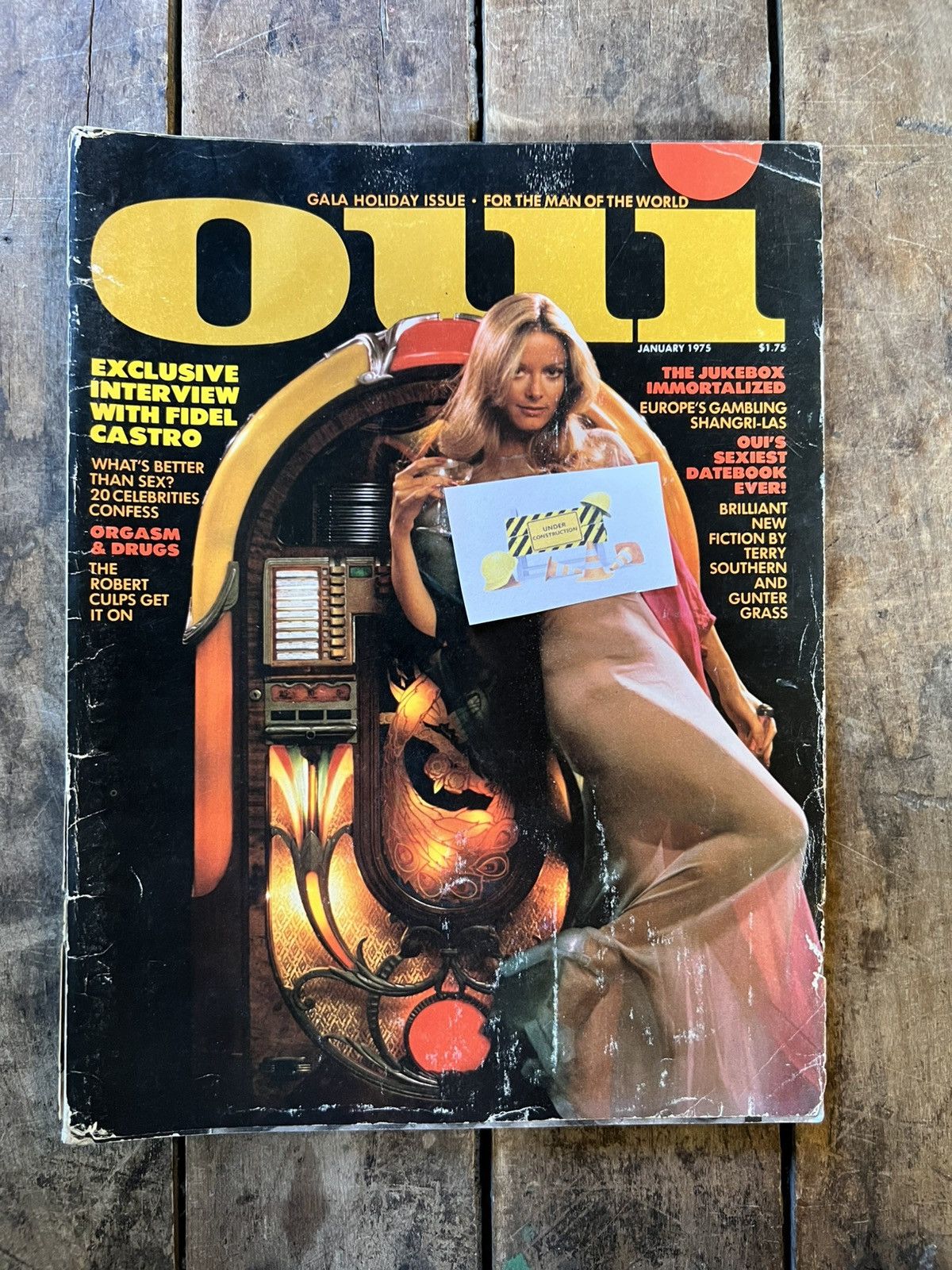 Vintage OUI Magazine “ For The Man of The World ” January 1975 Issue Size ONE SIZE - 1 Thumbnail