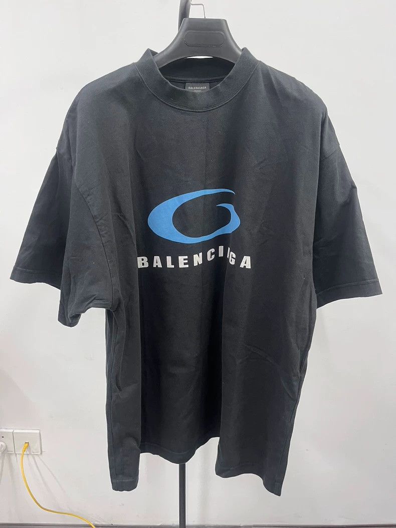 Balenciaga Balenciaga Single ring logo made old short sleeve 2503-Next Size US L / EU 52-54 / 3 - 1 Thumbnail