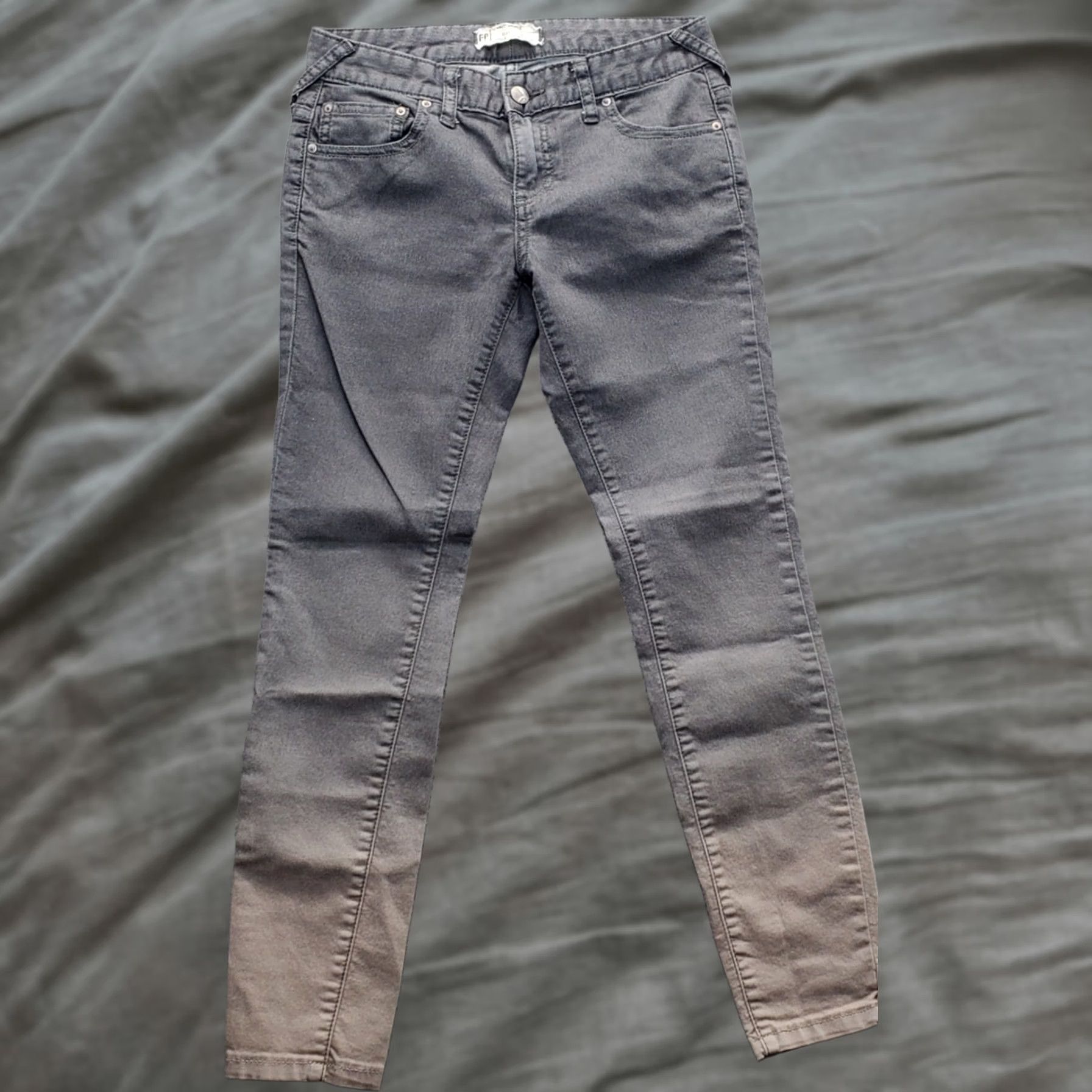 Free People Free People Skinny Jeans Women 5-Pocket Denim Multicolor 25" Inseam 25.5" zipper? Button? Size 25 - NY Size 42" / US 20 - 1 Thumbnail