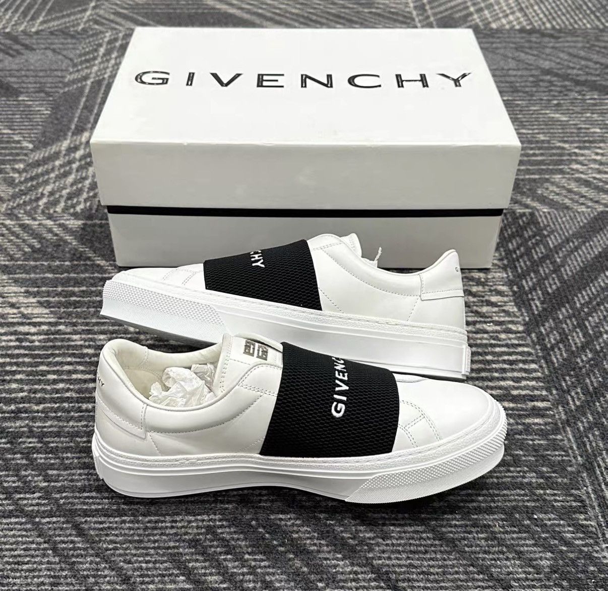 Givenchy Givenchy City Sport Leather Webbing Low-Top Sneakers J42 Size US 7 / EU 40 - 5 Thumbnail
