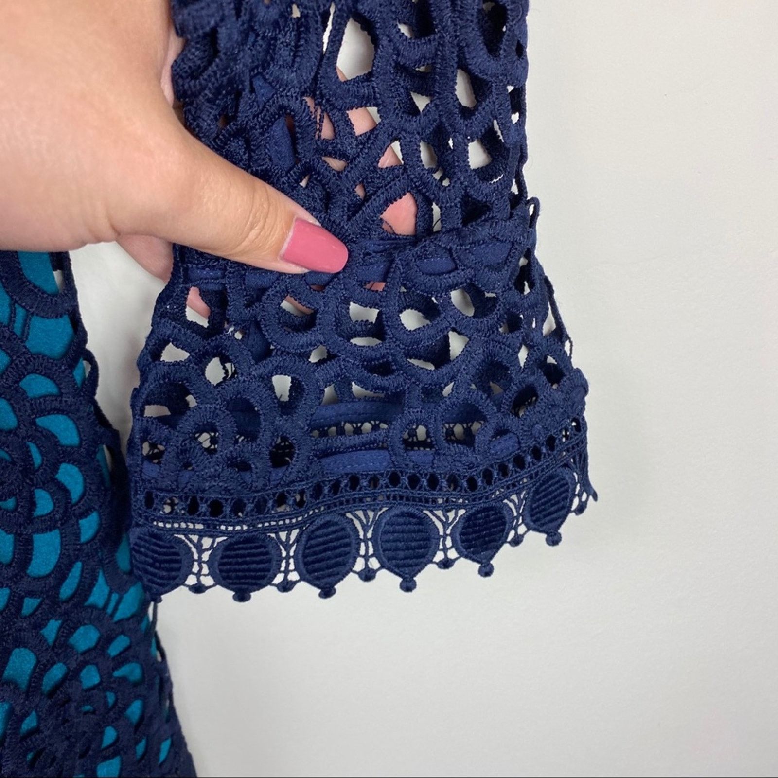 Nordstrom NEW Talulah Roseate Teal Mini Lace Cocktail Dress Small Size S / US 4 / IT 40 - 7 Thumbnail
