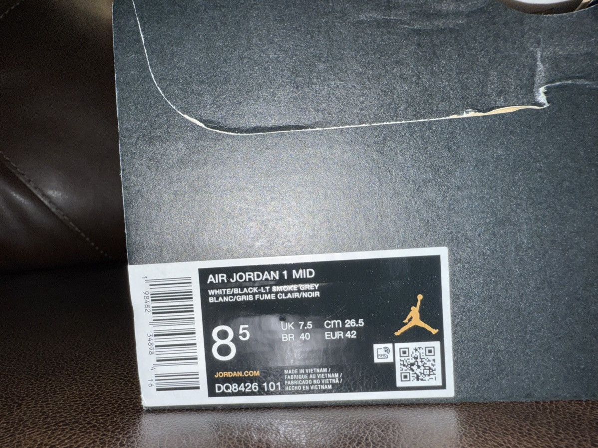 Jordan Brand Nike Air Jordan retro 1 “Baron” mid-top shoes, NEW w/box 8.5 Size US 8.5 / EU 41-42 - 4 Thumbnail