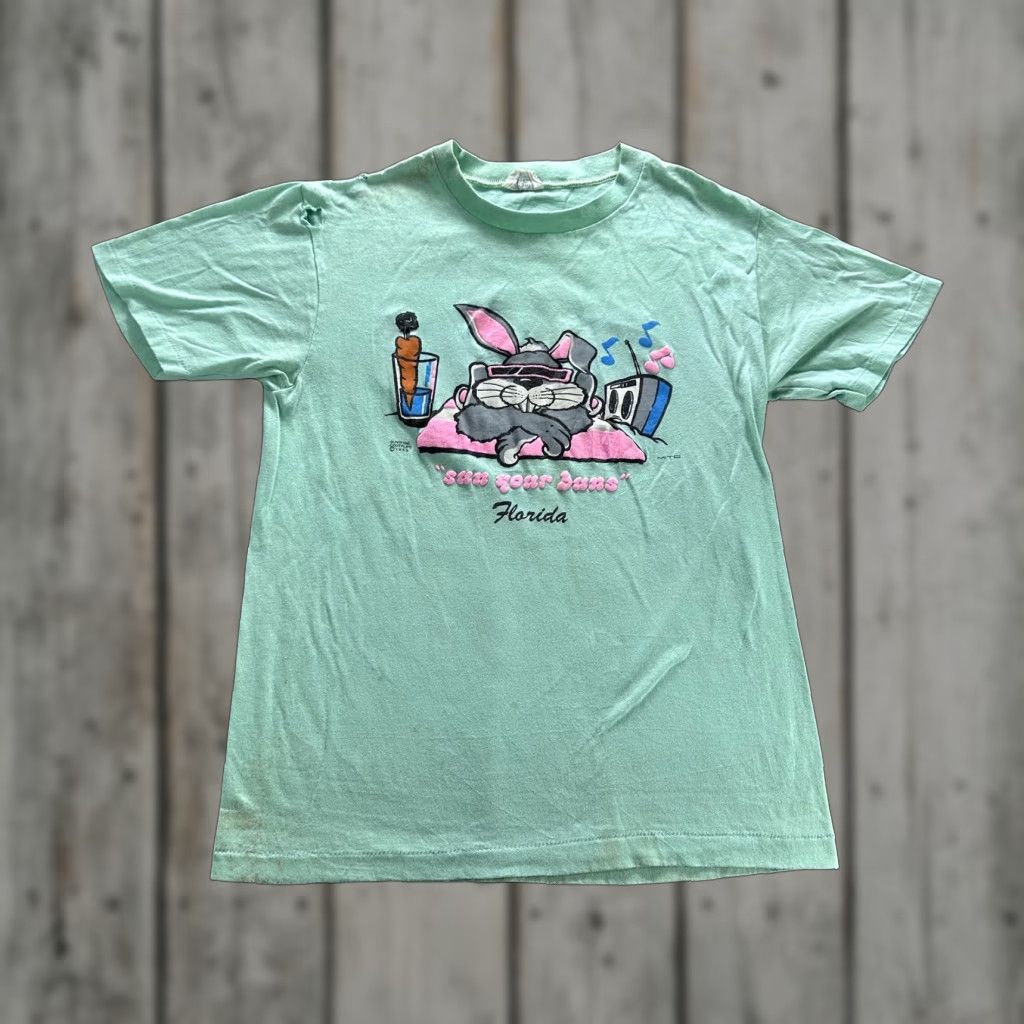Vintage VINTAGE Sun Your Buns Shirt Mens Large Green Bunny Graphic Florida 80s Size US L / EU 52-54 / 3 - 1 Thumbnail