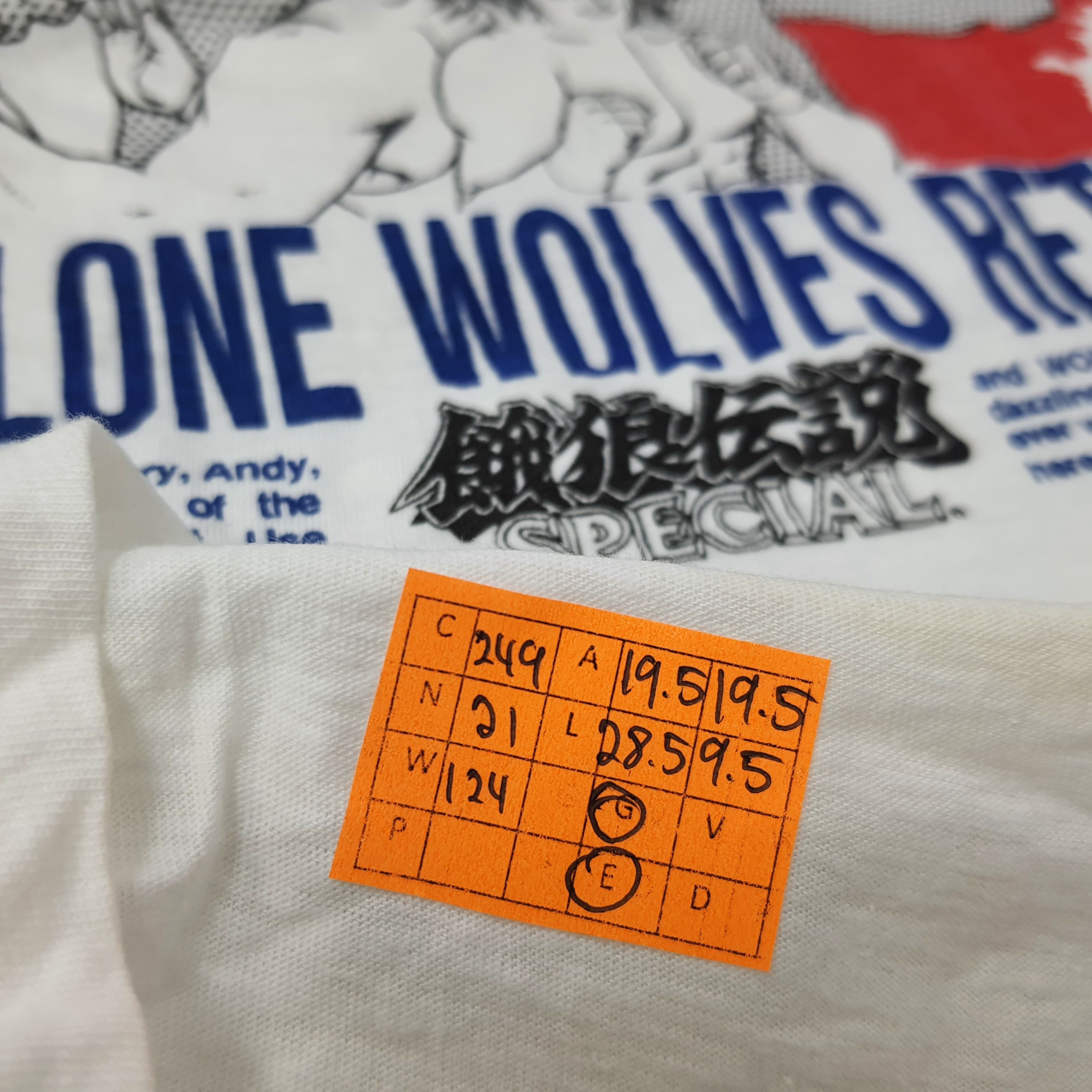 Vintage Vintage King of Fighter Terry Bogard Game Tshirt C249N21 Size US M / EU 48-50 / 2 - 6 Thumbnail