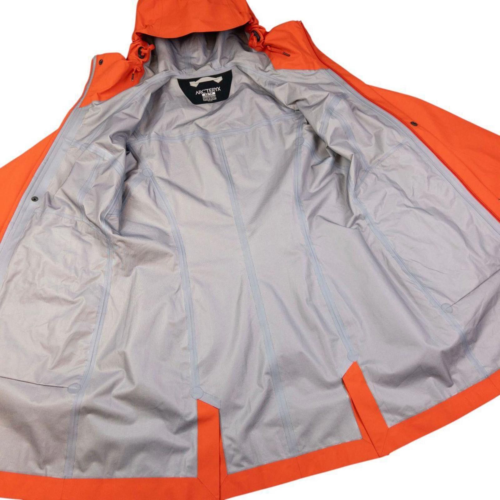 Arc'teryx Vintage Arcteryx Goretex Jacket Womens Size XS Size XS / US 0-2 / IT 36-38 - 4 Thumbnail