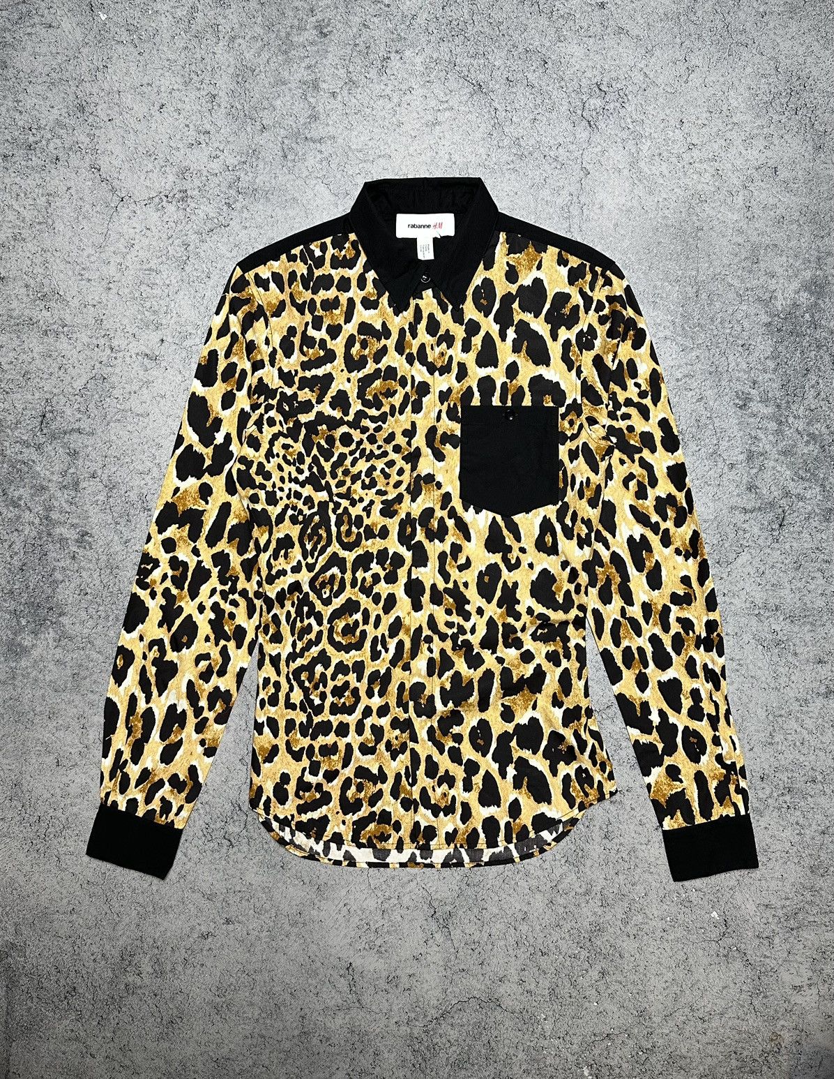 H&M × Paco Rabanne H&M x Paco Rabanne Leopard Print Shirt Size XS / US 0-2 / IT 36-38 - 1 Thumbnail