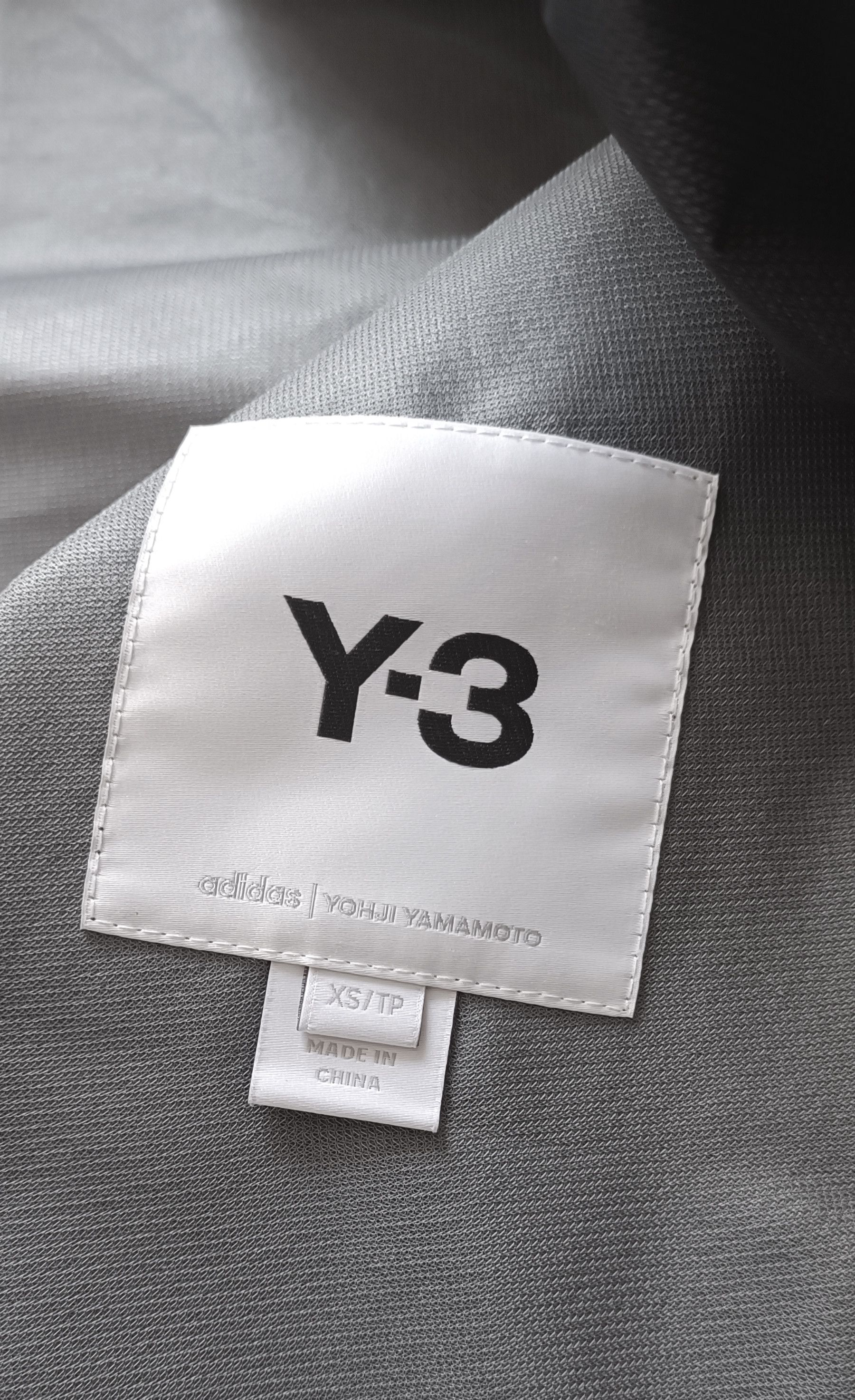 Adidas Y-3 CH1 Terrex Hooded Poncho FW20 CHAPTER 1 COLLECTION Size US XS / EU 42 / 0 - 15 Thumbnail