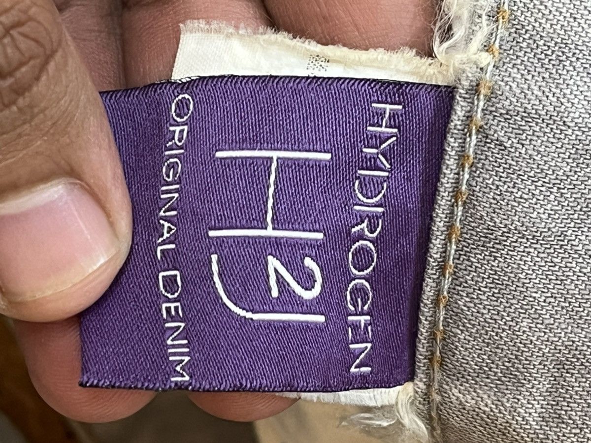 HYDROGEN Vintage Hydrogen Italy Skulls Embroidery Distressed Denim Size US 30 / EU 46 - 11 Thumbnail