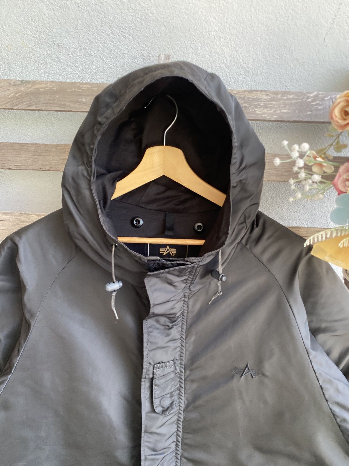 Alpha Industries Alpha Industries Hooded Puffer Jacket Minimal Logo, Boxy Fit Size US XL / EU 56 / 4 - 6 Thumbnail