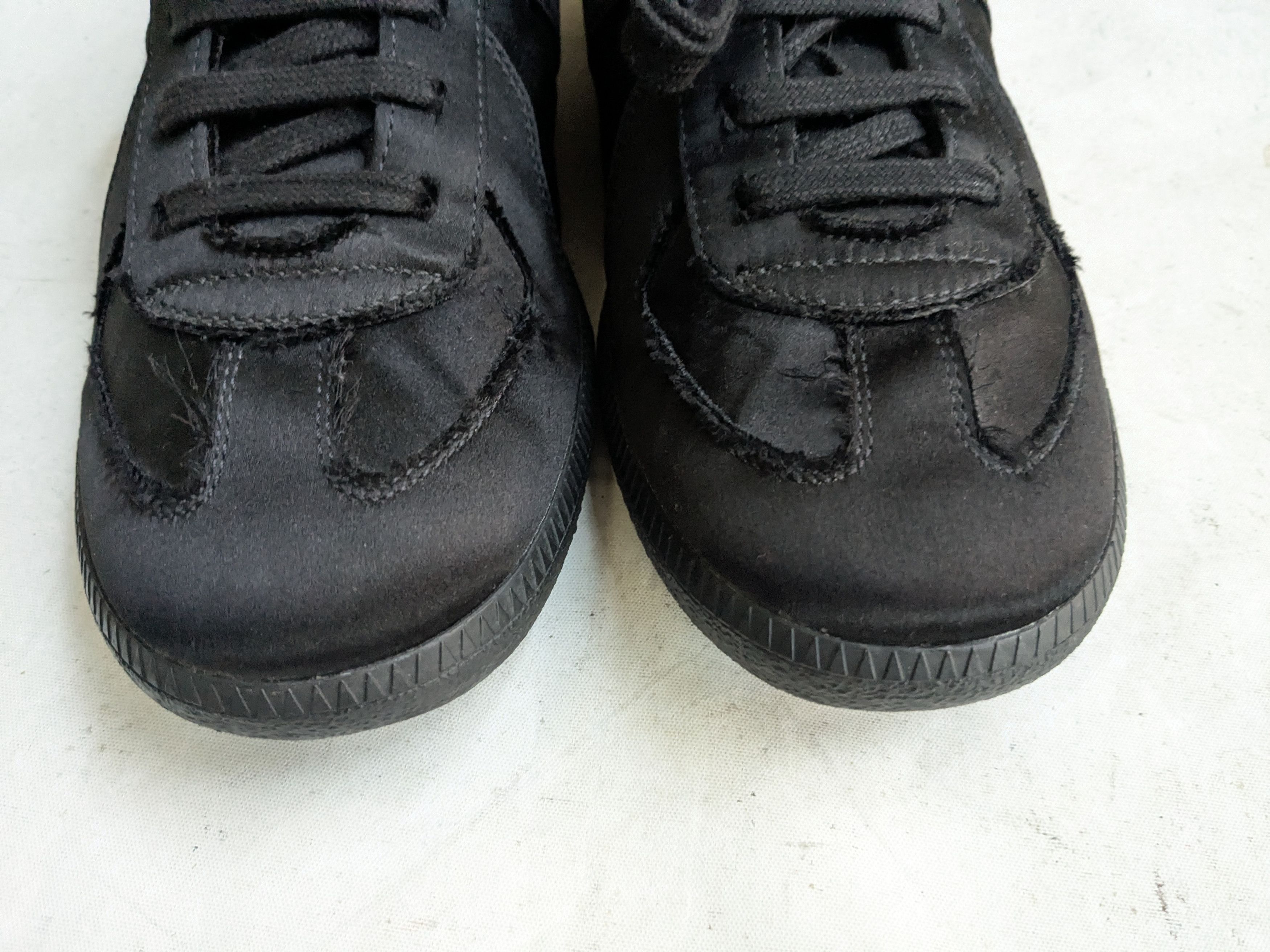 Maison Margiela Maison Margiela GAT Replica Black Satin 9 42 Low Tops Size US 9 / EU 42 - 2 Thumbnail