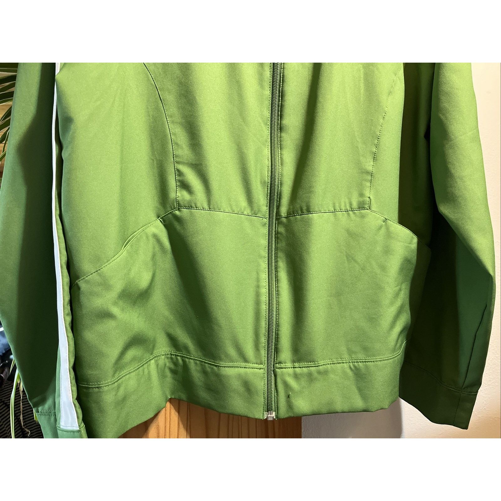 Nike Nike Track Jacket Men’s XL Green Full Zip Activewear Travel Size US XL / EU 56 / 4 - 6 Thumbnail
