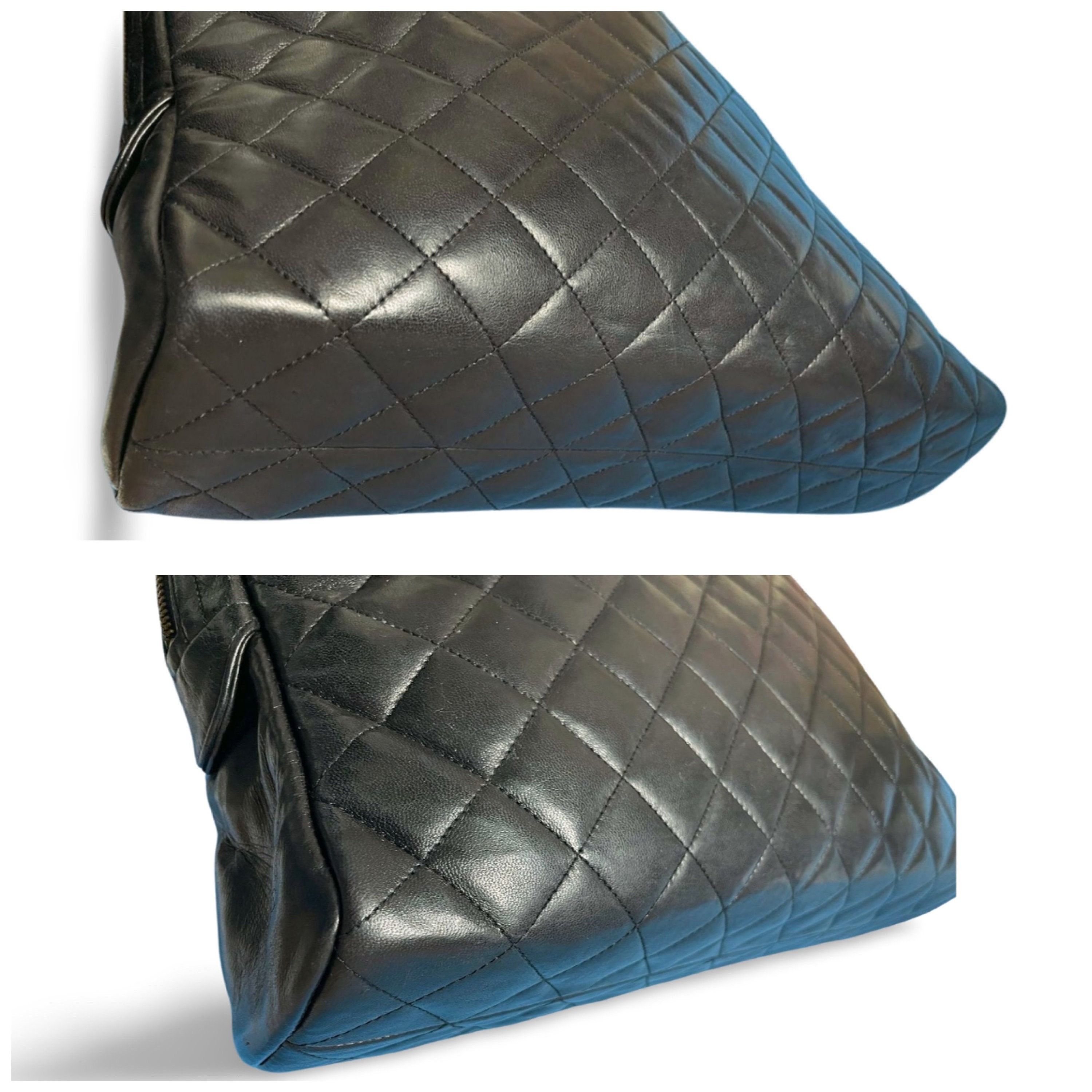 Chanel Vintage CHANEL black lamb leather large bag with cc pull Size ONE SIZE - 4 Thumbnail