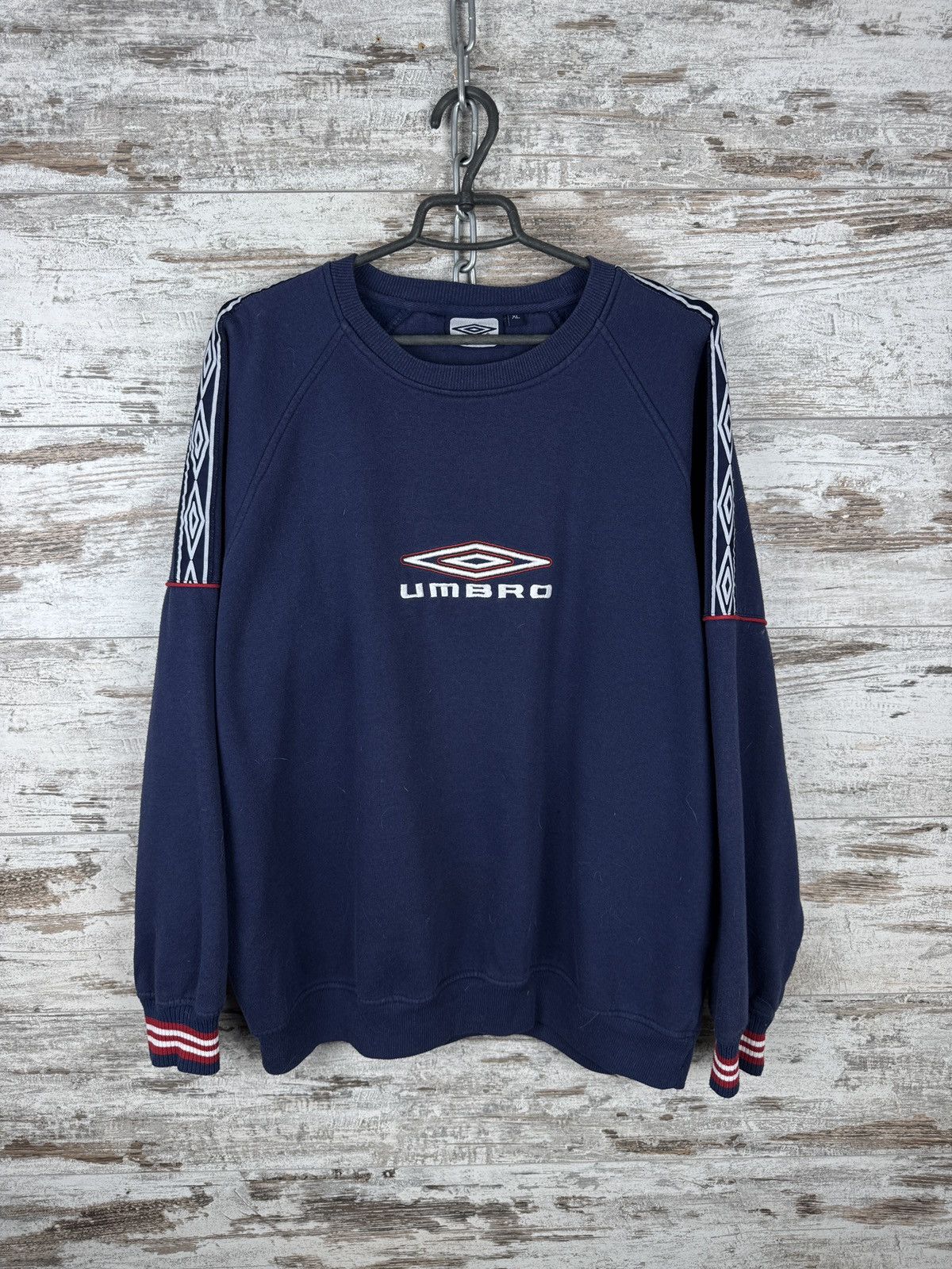 Umbro × Vintage Mens Vintage Umbro Sweatshirt big logo center jacket tee Size US XL / EU 56 / 4 - 2 Thumbnail