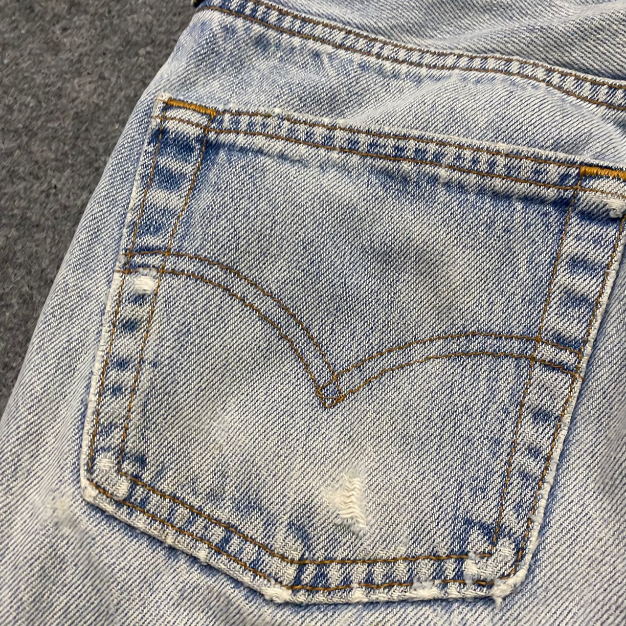 Levi's 💥Vintage 90s Levis Distressed Denim Kurt Cobain Style Size US 29 - 11 Thumbnail