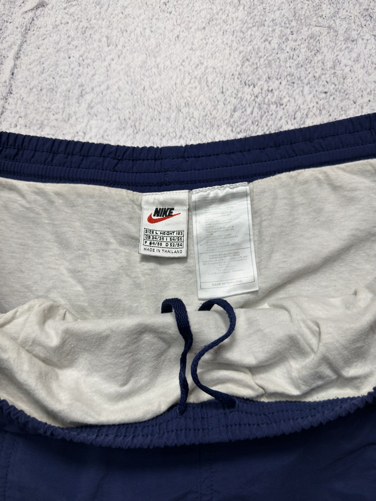Nike Vintage Nike Shorts Mini Swoosh Logo Y2K Drill 90s Size L Size US 34 / EU 50 - 6 Thumbnail