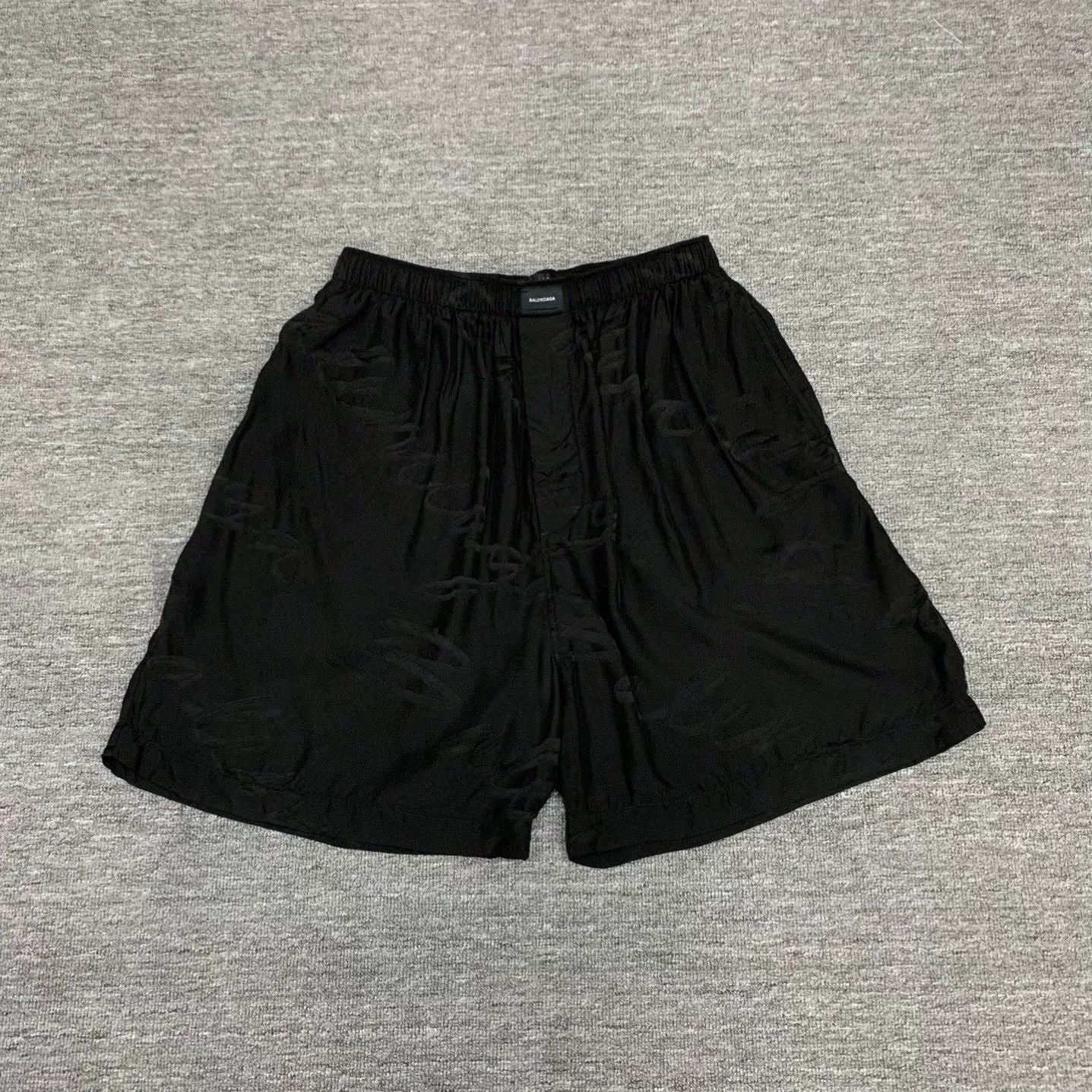 Balenciaga balenciaga black silk printed shorts size 50 Size US 34 / EU 50 - 1 Thumbnail