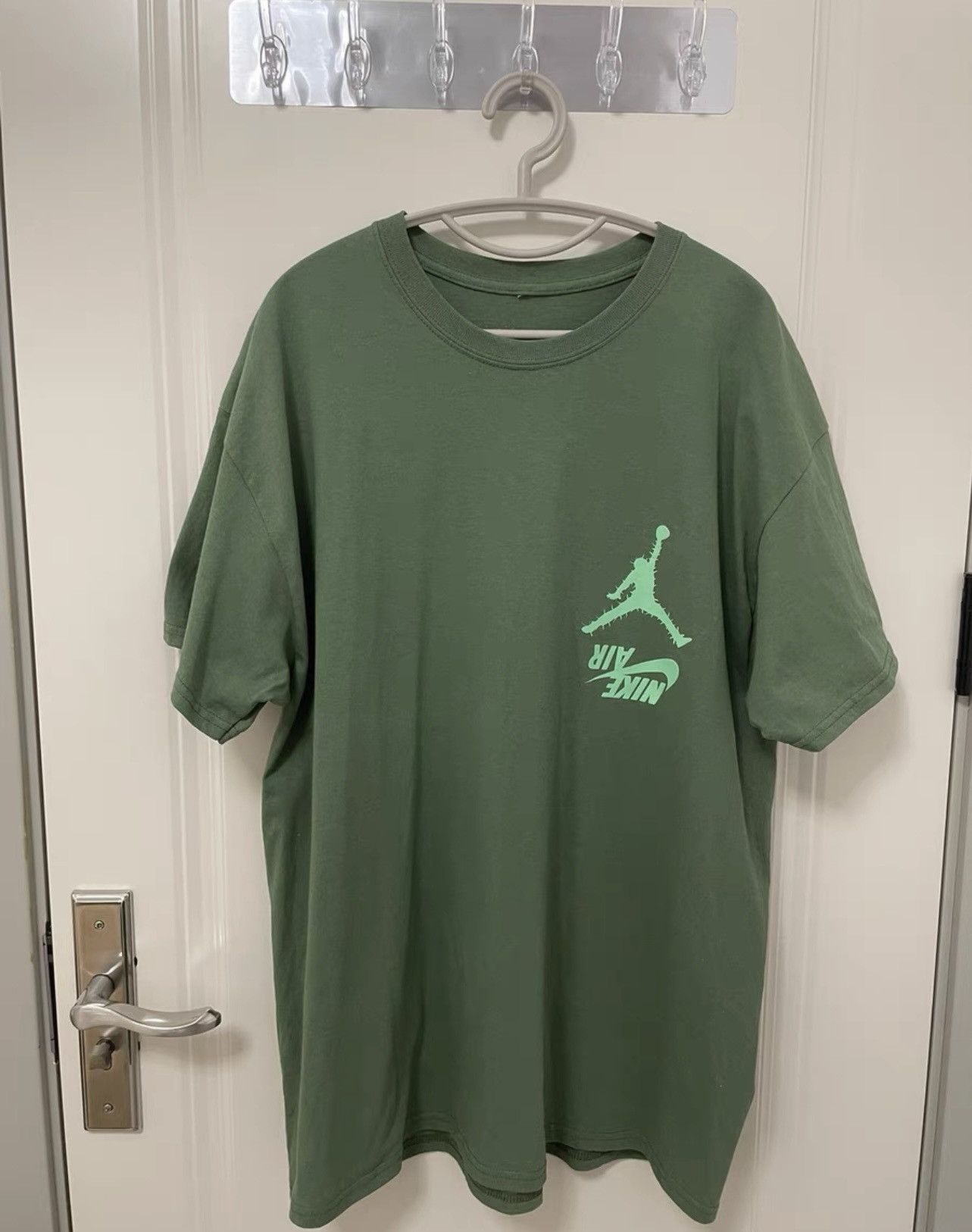 image of Jordan Travis Scott Travis Jordan Cactus Jack Nike Highest Jordan Tee in Green, Men's (Size XL)