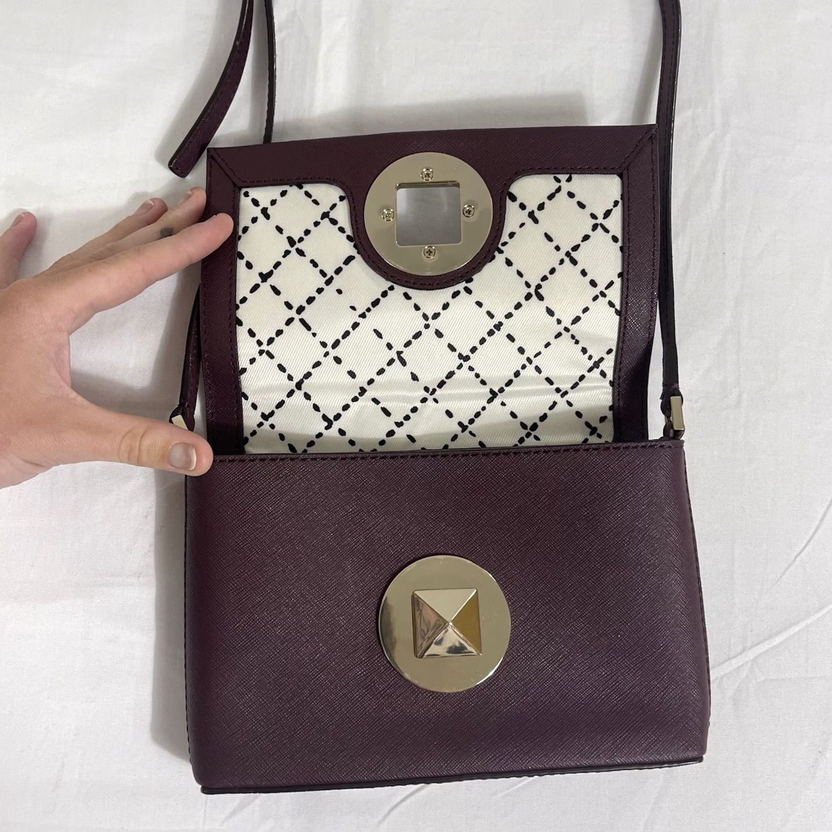 Vintage kate spade new york Newbury Lane Purple Crossbody Leather Bag WKRU3430 Shoulder Small Womens Size ONE SIZE - 5 Thumbnail