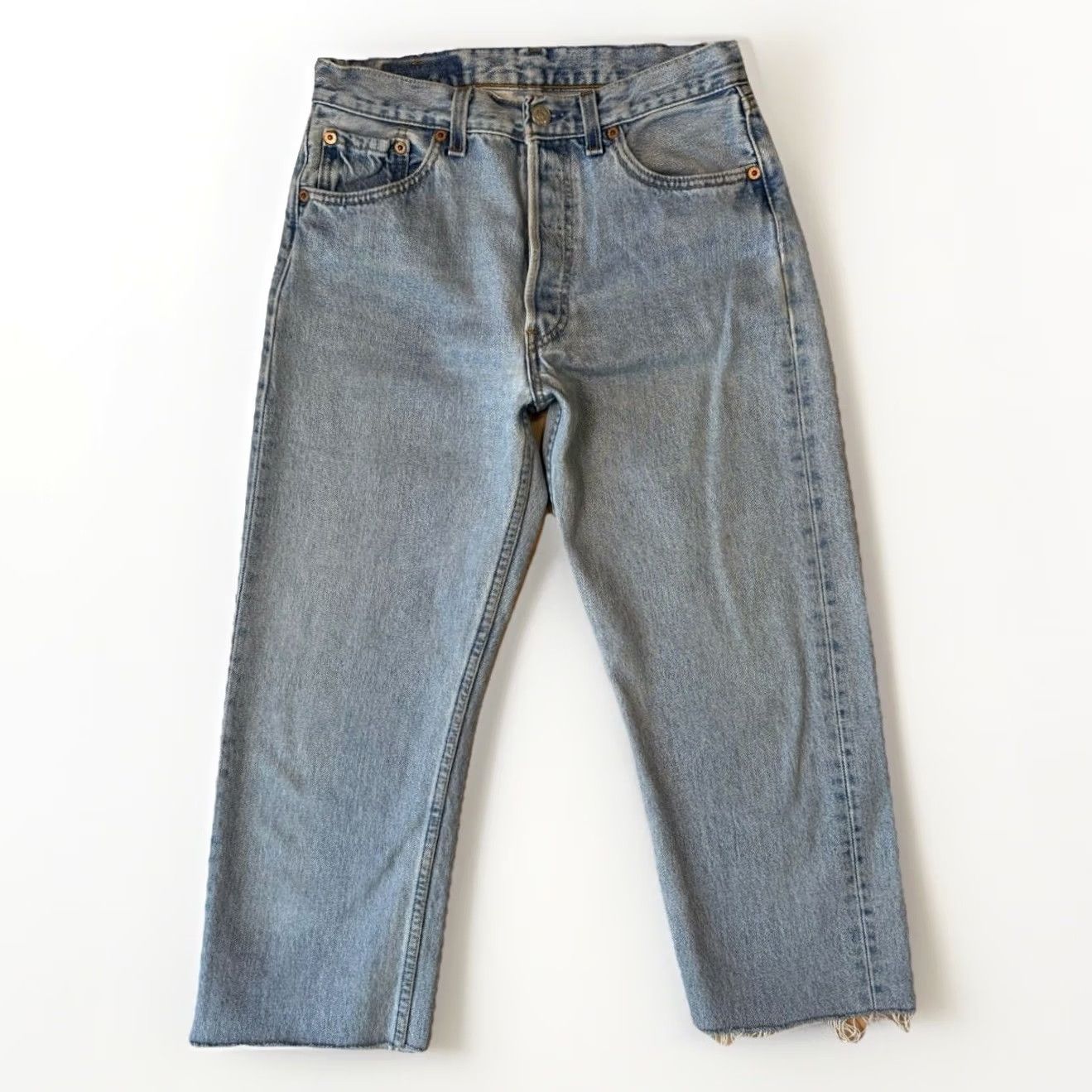 Levi's VINTAGE Levi's 501 Jeans 26 Blue Straight Leg 90s Denim For Women Non Selvedge Levi'S 501 Series 5-Pocket Design Button Closure Size 26" / US 2 / IT 38 - 2 Thumbnail