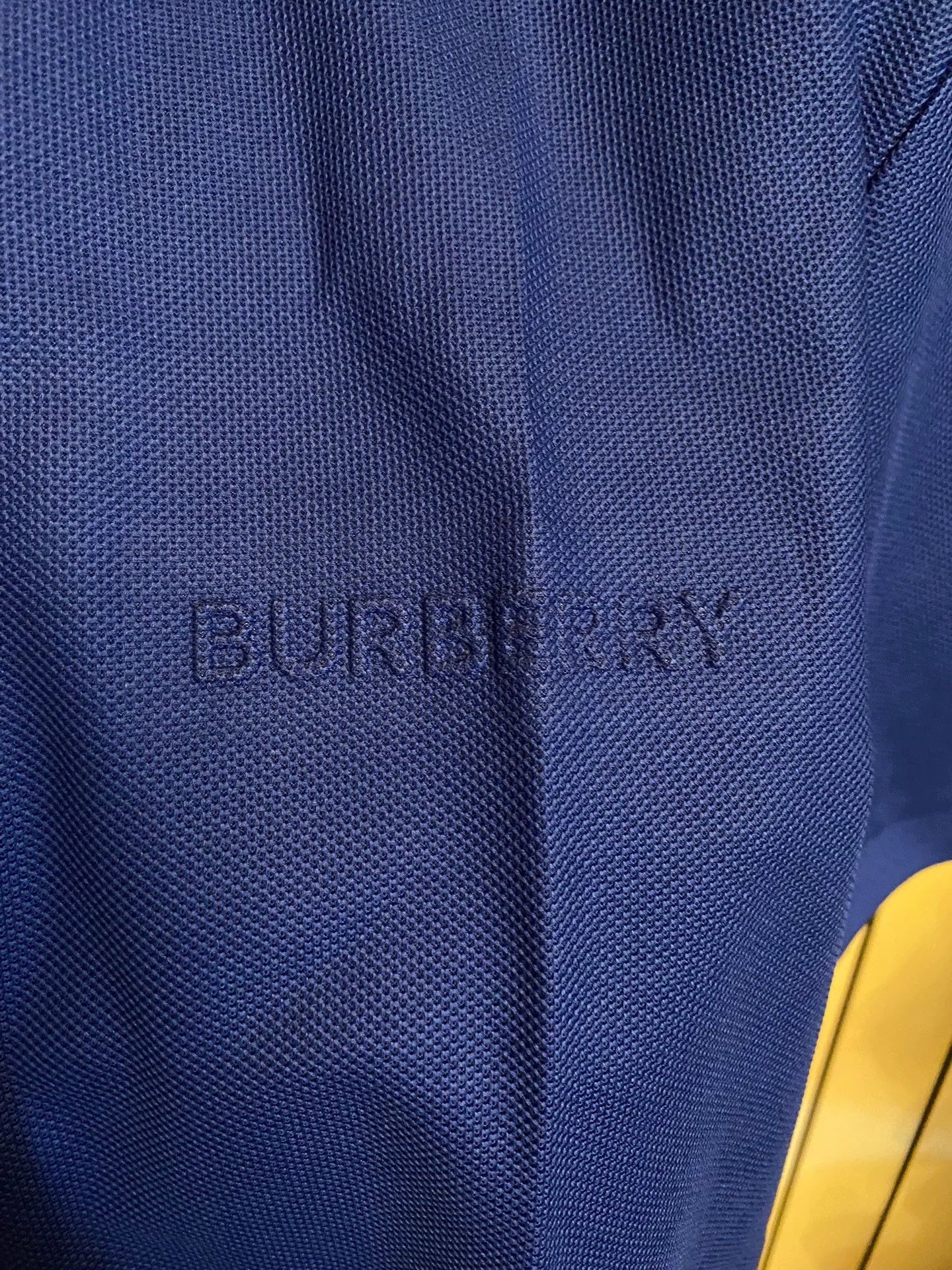 Burberry Burberry Raised Logo SS Polo Tee 8084367 NWT M/L Size US L / EU 52-54 / 3 - 3 Thumbnail