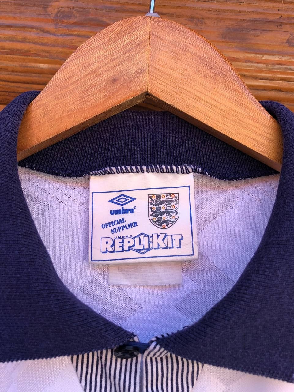 Umbro × Vintage ENGLAND Home Football Shirt Soccer Jersey Umbro Vintage Size US XL / EU 56 / 4 - 4 Thumbnail