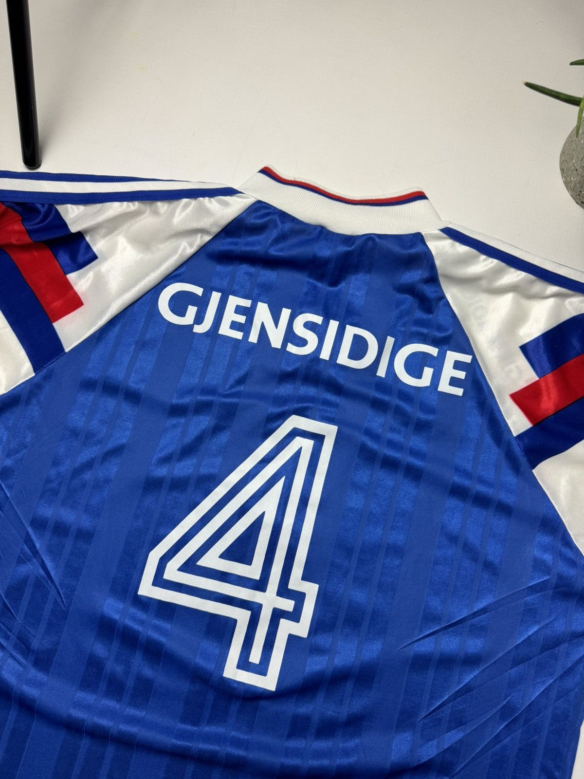 Vintage Rare vintage adidas Norway handball jersey y2k Size US XL / EU 56 / 4 - 8 Thumbnail