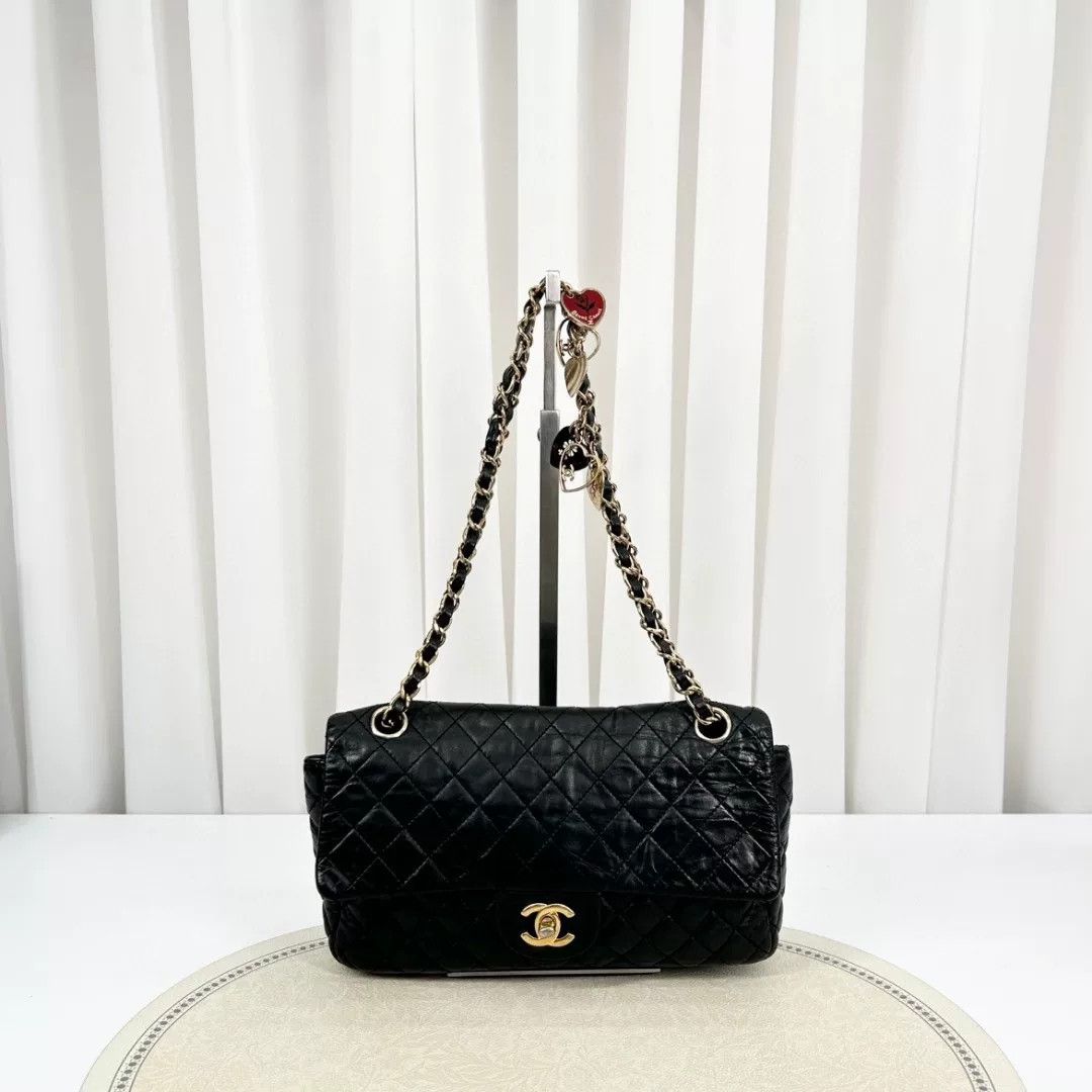 Chanel Pre-loved Bag Very good condition Size ONE SIZE - 1 Thumbnail