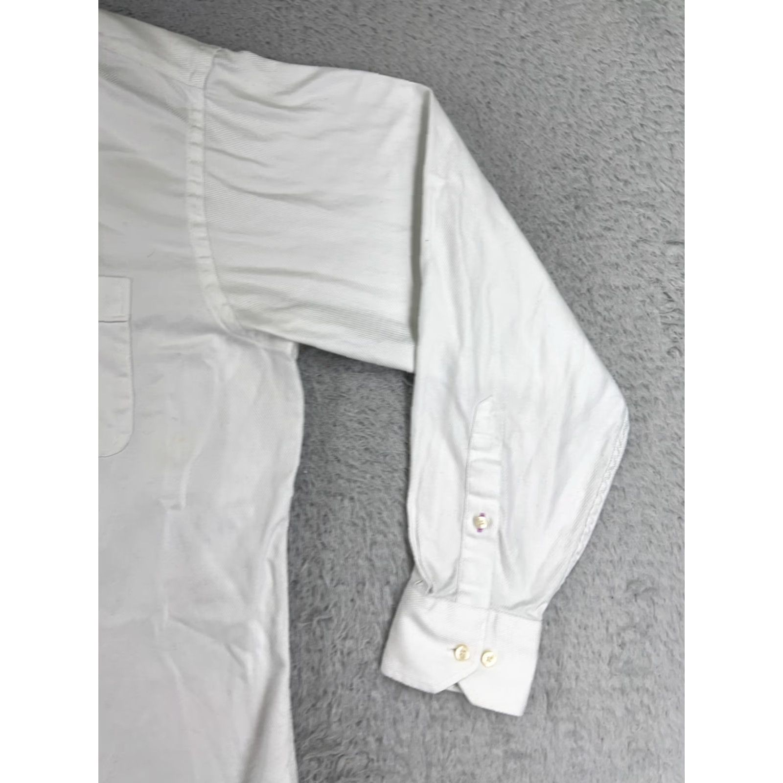 Tommy Bahama VINTAGE Tommy Bahama Shirt Men White Long Sleeve Button-Up Herringbone 16.5 Casual, Resort, Aloha, Hawaiian, Beach Mens Size US XL / EU 56 / 4 - 2 Thumbnail