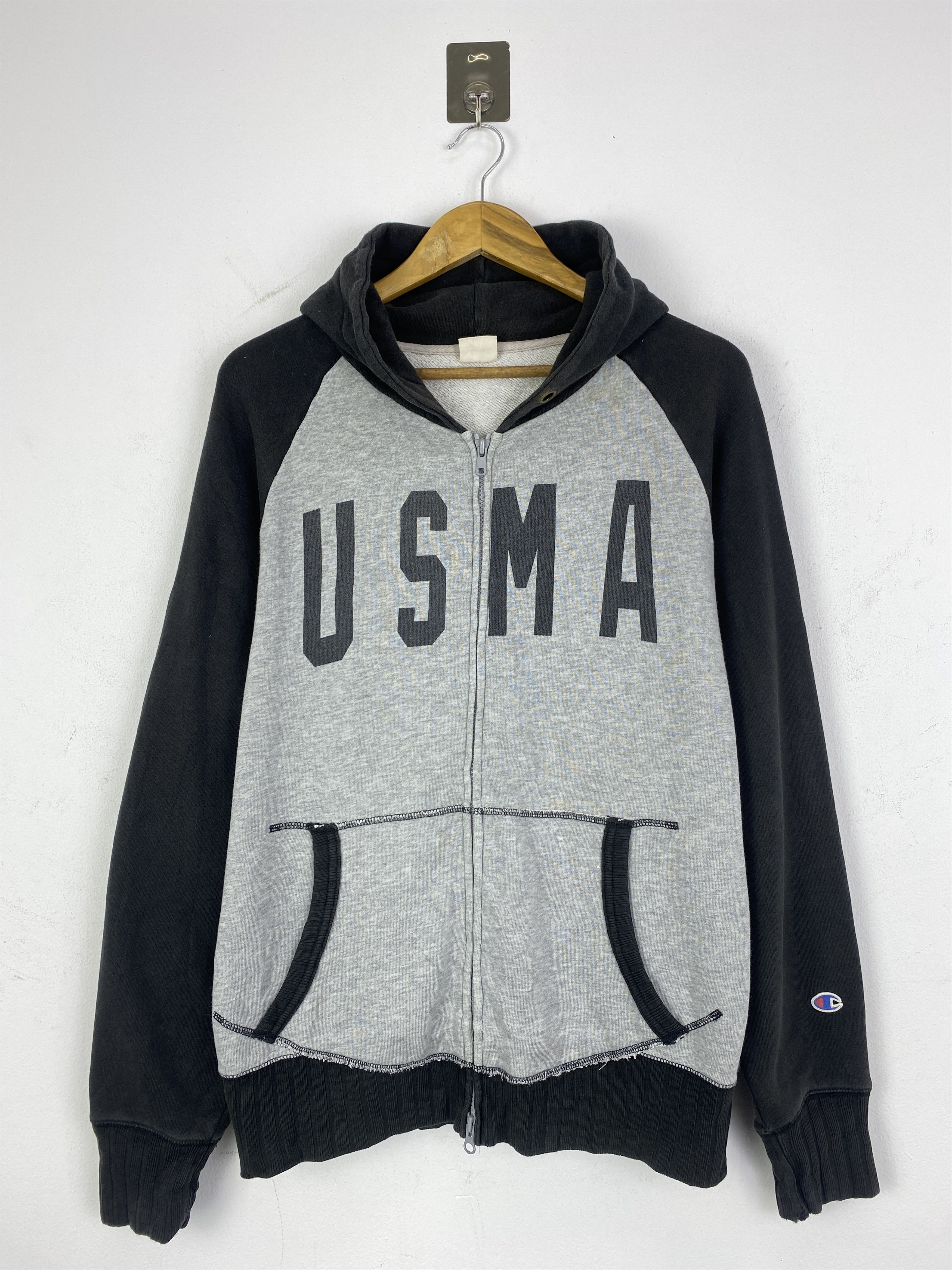 Champion Vintage Champion US Military Air Force Hoodie SH0236 Size US L / EU 52-54 / 3 - 1 Thumbnail