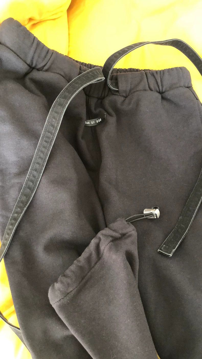 Fear of God Fear of God Main line pig nose button drawstring sweatpant Size US 30 / EU 46 - 1 Thumbnail