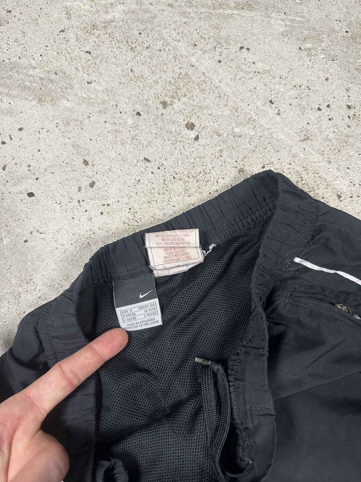 Nike Vintage Y2K Nike Baggy Black Track Pants Swoosh Size US 30 / EU 46 - 9 Thumbnail