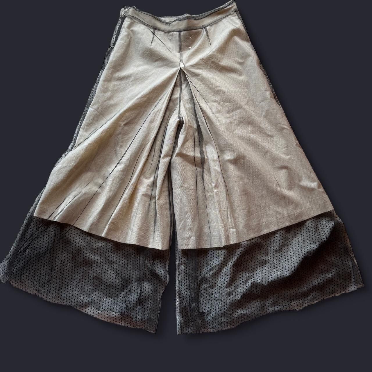 Maison Margiela Maison margiela mesh capri culottes Size 26" / US 2 / IT 38 - 2 Thumbnail