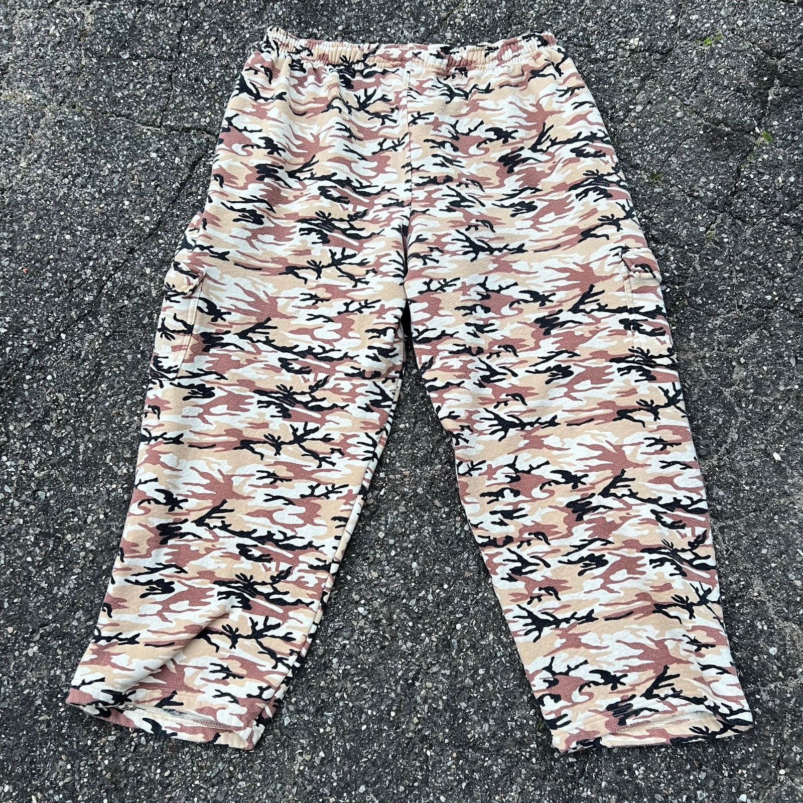 Vintage Vintage Y2K desert camo baggy sweatpants Size US 35 - 3 Thumbnail