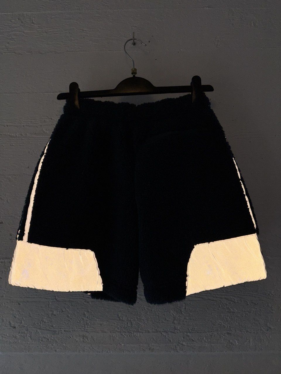 Adidas Navy Blondey McCoy Adidas Sherpa Shorts Size US 28 / EU 44 - 9 Thumbnail