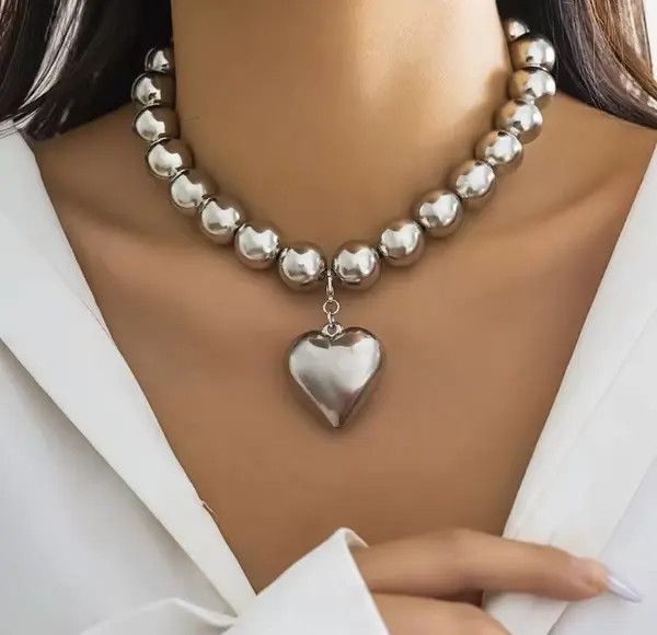 Jewelry Ball Beaded Chain Heart Pendant Necklace Size ONE SIZE - 1 Thumbnail