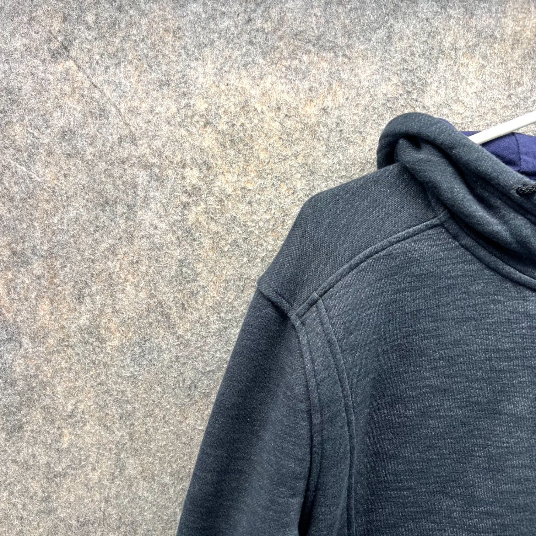 Under Armour VINTAGE Under Armour Sweater Men Medium Heather Gray Full Zip Hoodie Pullover Jacket Size US M / EU 48-50 / 2 - 3 Thumbnail