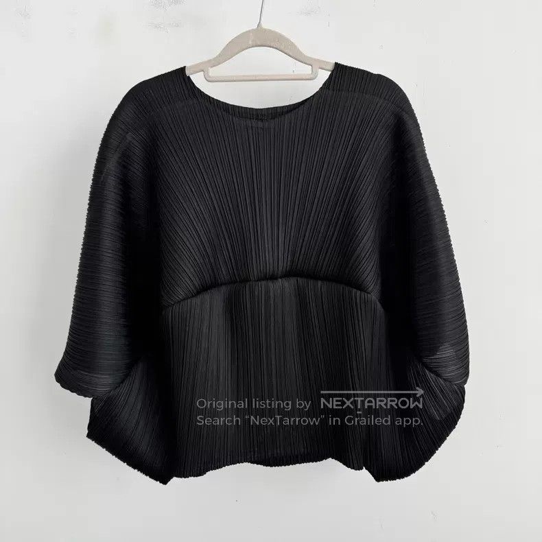 Issey Miyake Issey Miyake size:one size Black Long Sleeve Size XXS / US 00 / IT 34 - 1 Thumbnail