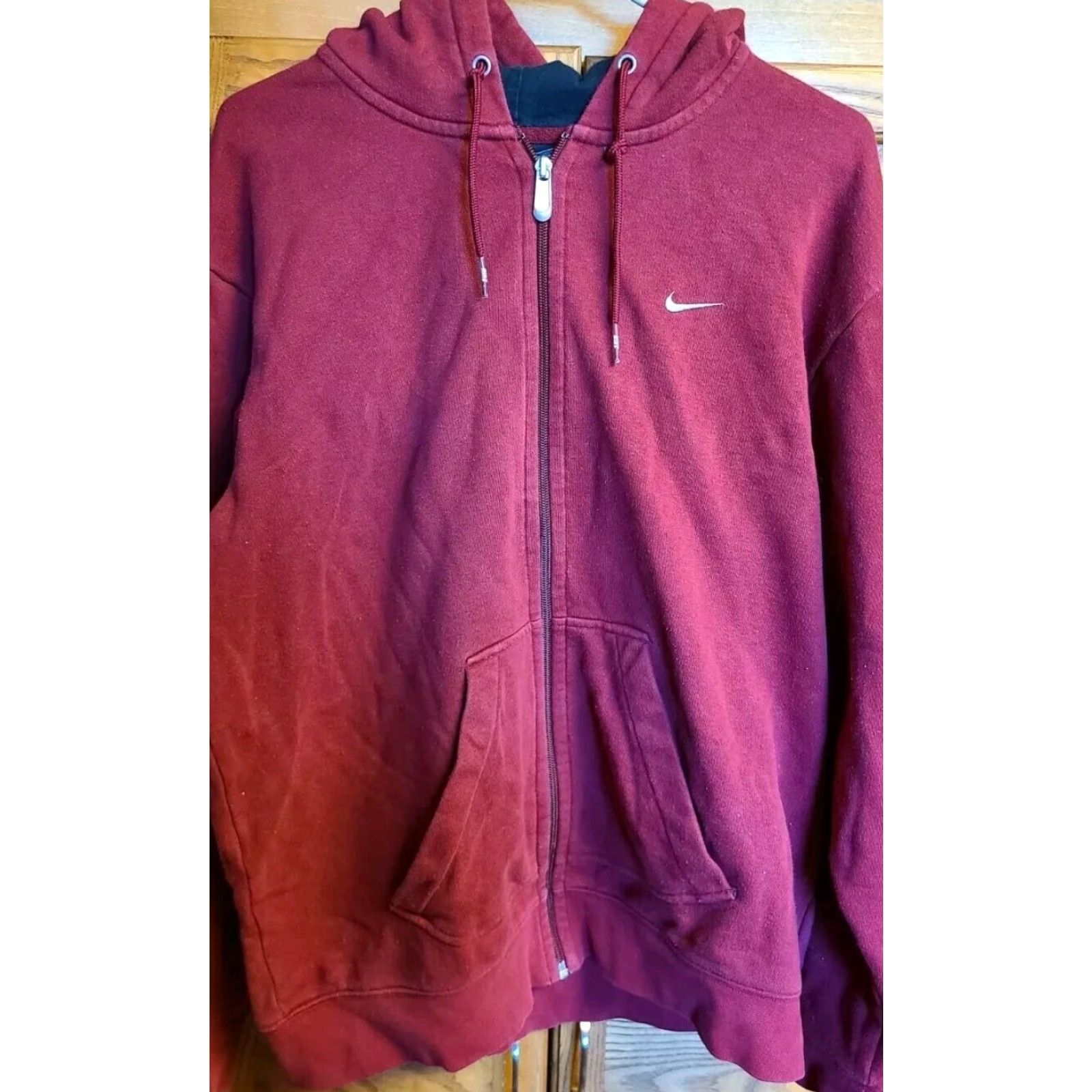 Nike NIKE Hoodie Sweatshirt Men M Embroidered Swoosh Full Zip Crimson Red Gray Tag Vintage Shirt Size US M / EU 48-50 / 2 - 2 Thumbnail