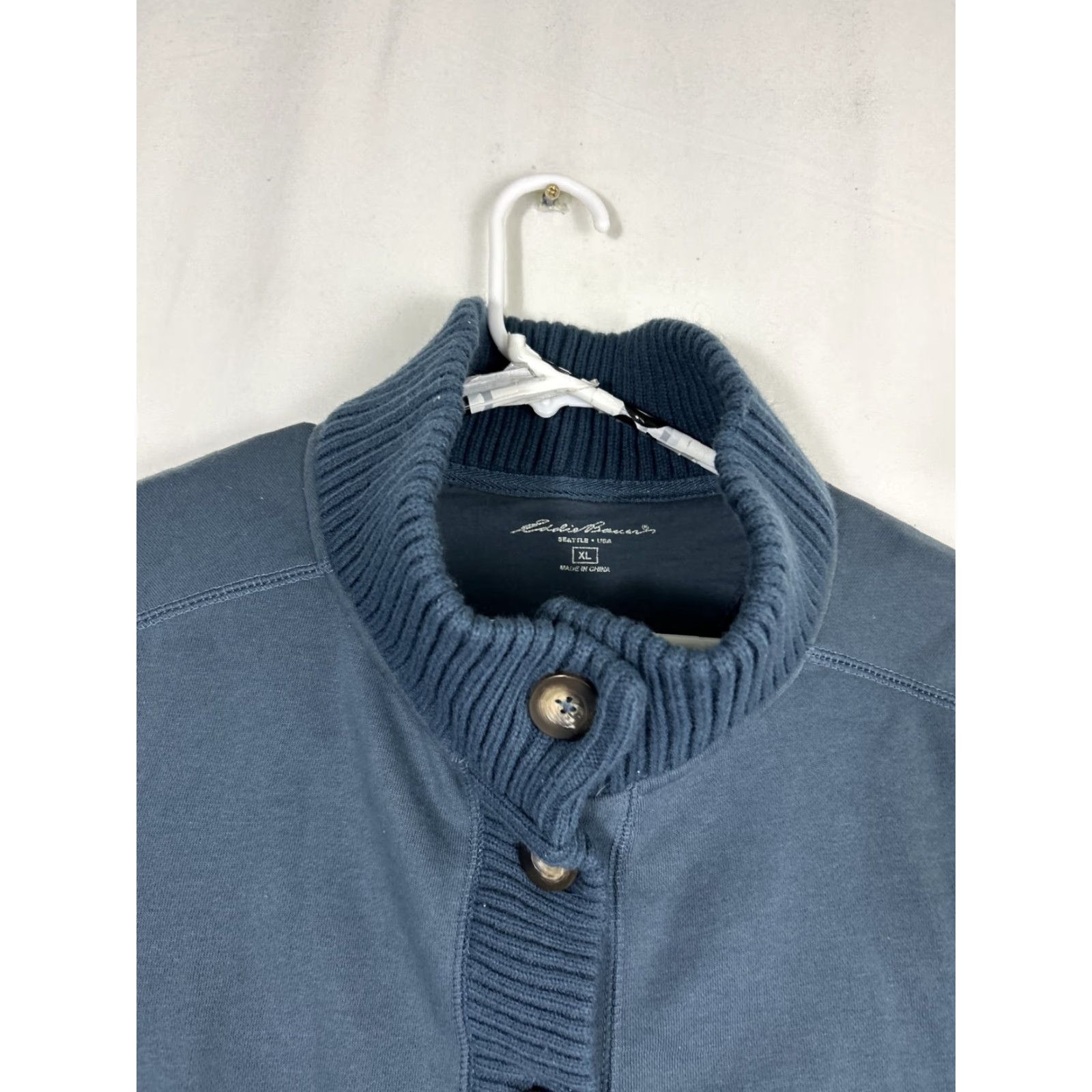 Eddie Bauer VINTAGE? Wait—no vintage. Eddie Bauer Cardigan Women XL Blue Cotton Blend Button Pockets Sweater Size XL / US 12-14 / IT 48-50 - 3 Thumbnail