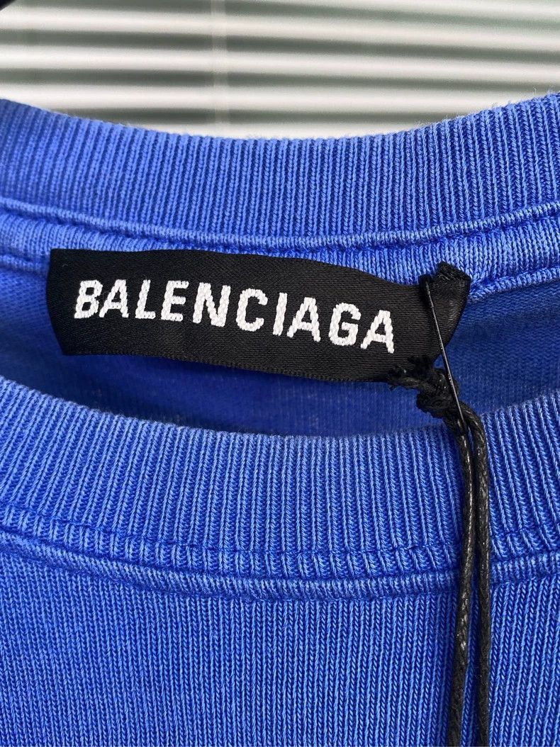 Balenciaga Balenciaga Short Sleeve T-Shirt with Back Lettering Print Size US XS / EU 42 / 0 - 6 Thumbnail