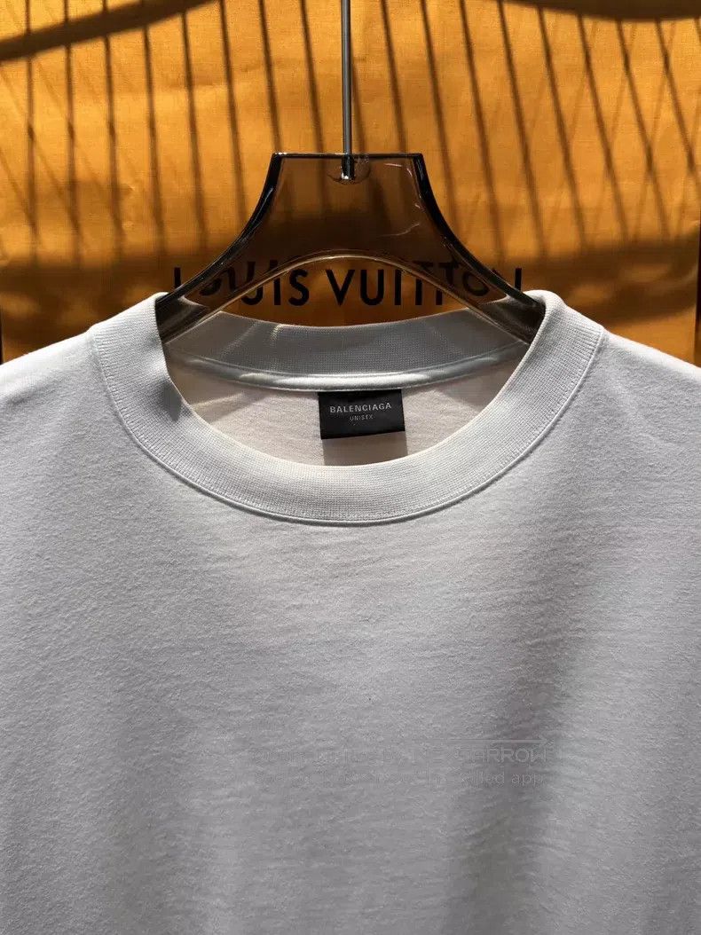 Balenciaga Balenciaga White Bat Logo Short Sleeve T-shirt Size US M / EU 48-50 / 2 - 2 Thumbnail