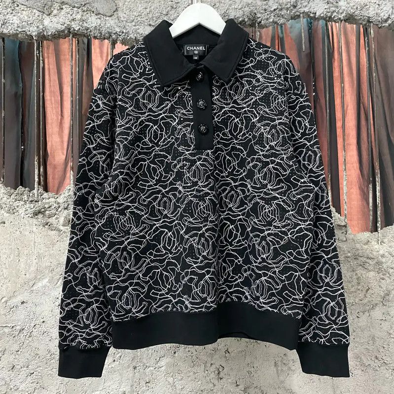 Chanel Chanel Black Long Sleeve Hoodie for Women 0089 Size ONE SIZE - 1 Thumbnail