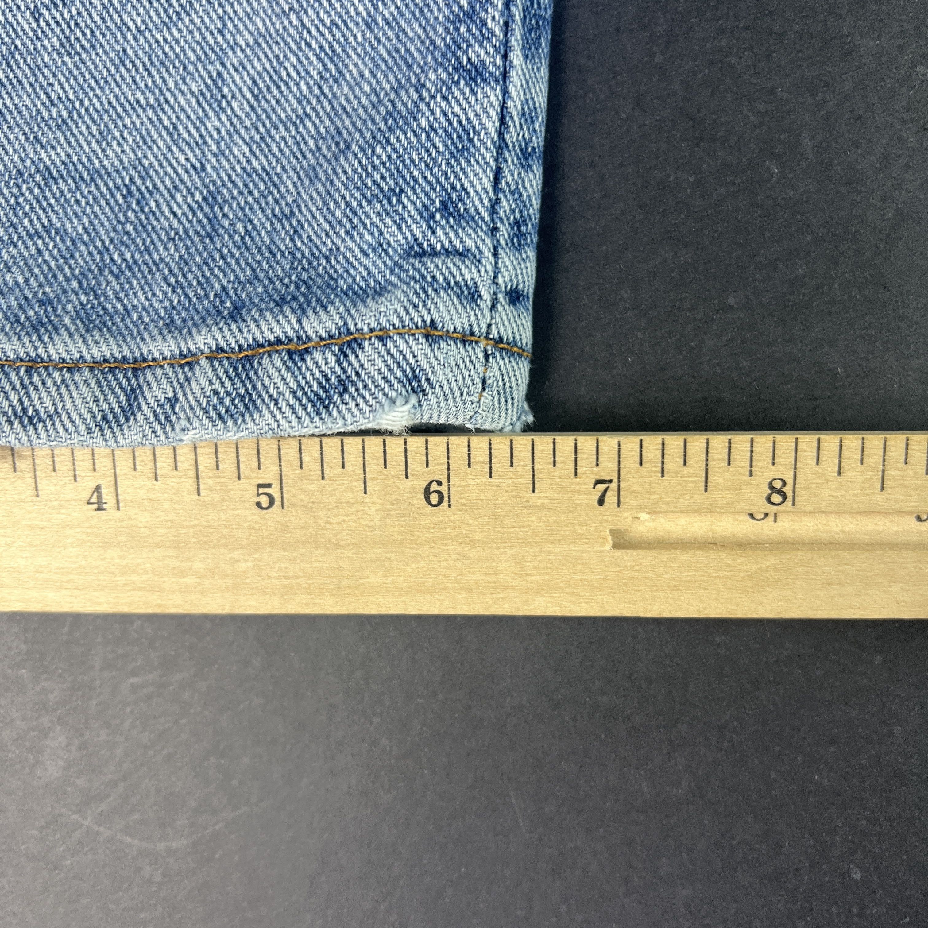 Levi's VTG 90s Levi's Jean 550 Relaxed Tapered Blue Thrashed Denim Size US 31 - 17 Thumbnail