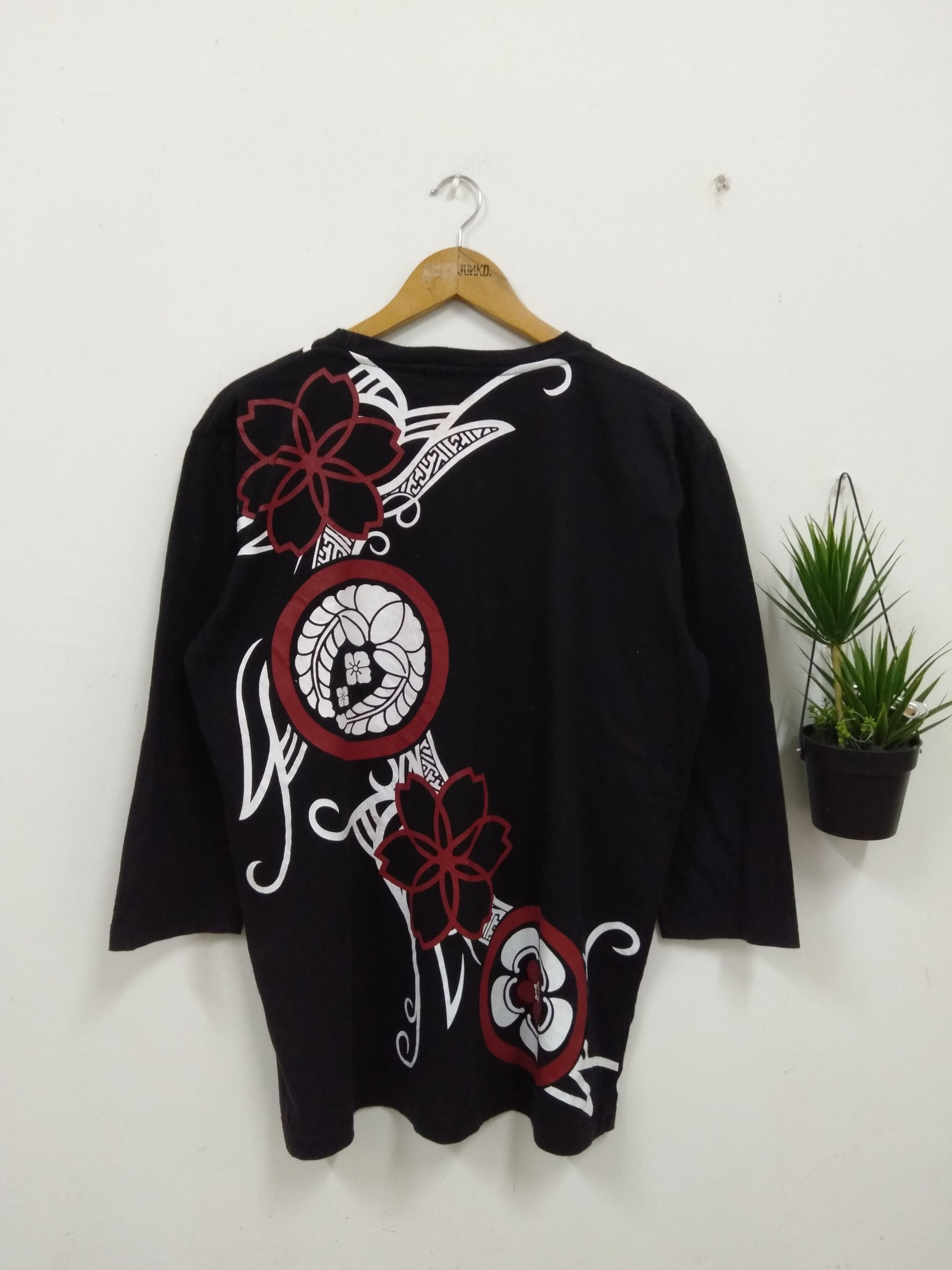 Japanese Brand Bullet Noise Sukajan 3 Quarter t shirt japan brand Size US XL / EU 56 / 4 - 4 Thumbnail