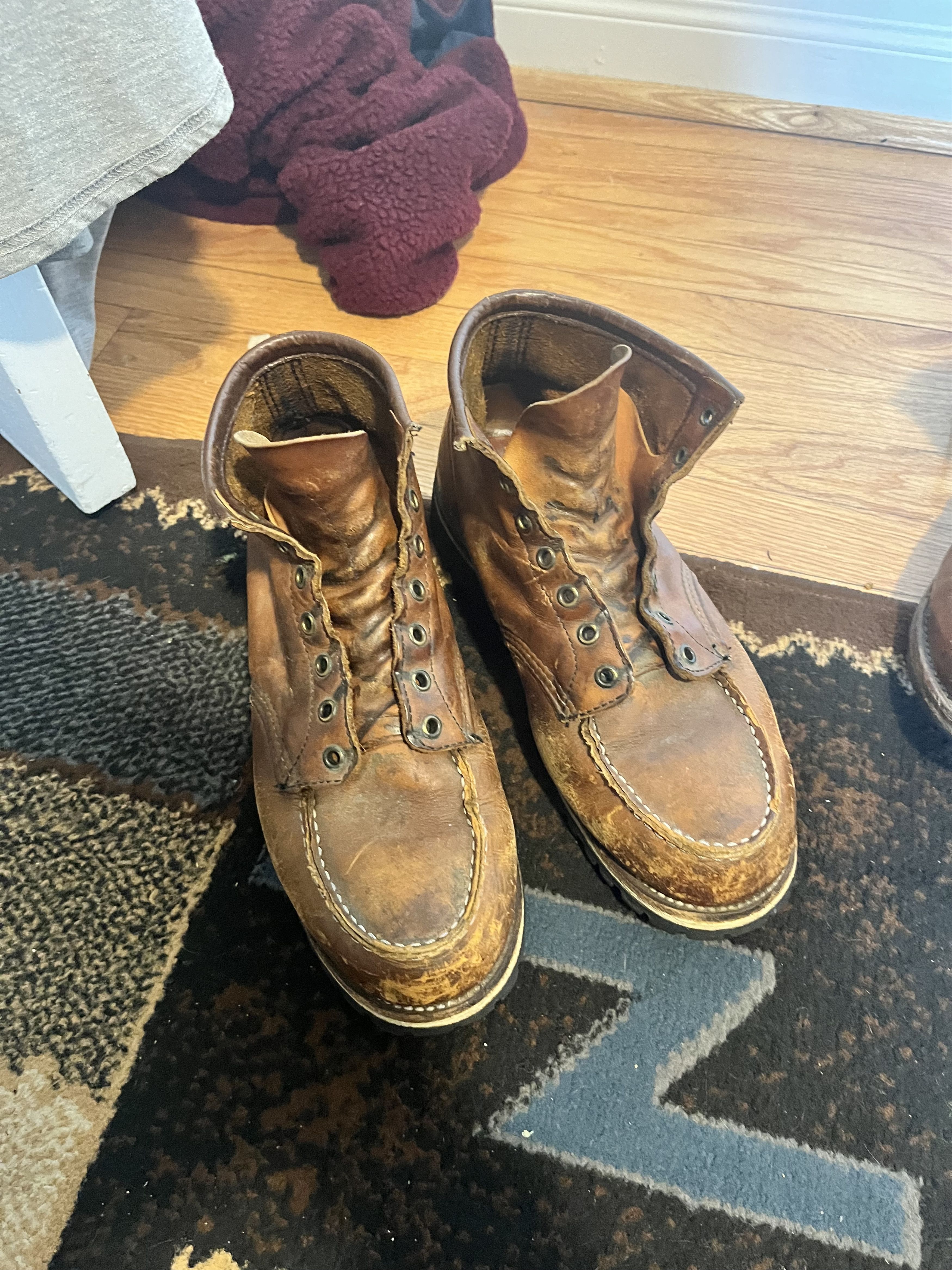 Red Wing Red Wing Moc with Vibram SOles Size US 9.5 / EU 42-43 - 2 Thumbnail