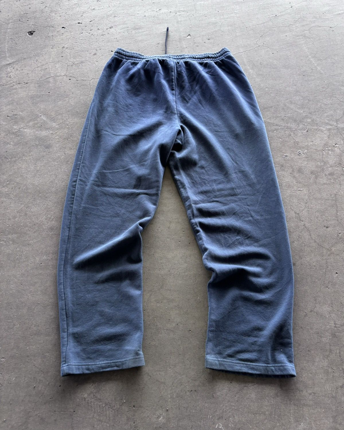 Japanese Brand × Vintage 🔥NEED GONE🔥2000s Faded Navy Baggy Sweatpants Size US 32 / EU 48 - 5 Thumbnail