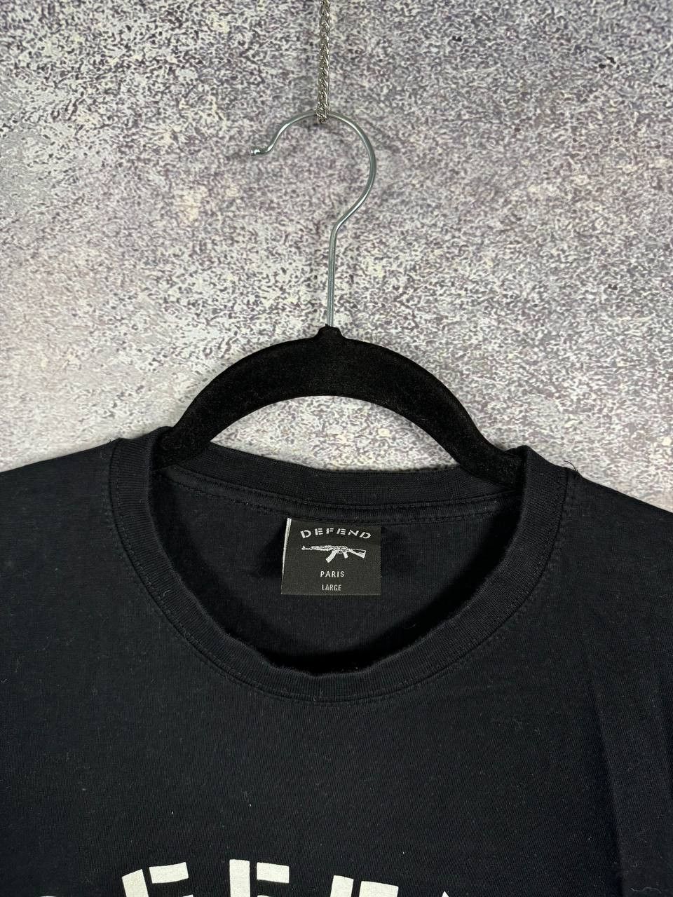DEFEND PARIS Defend Paris Human Rights Black T-Shirt Large Size US L / EU 52-54 / 3 - 3 Thumbnail