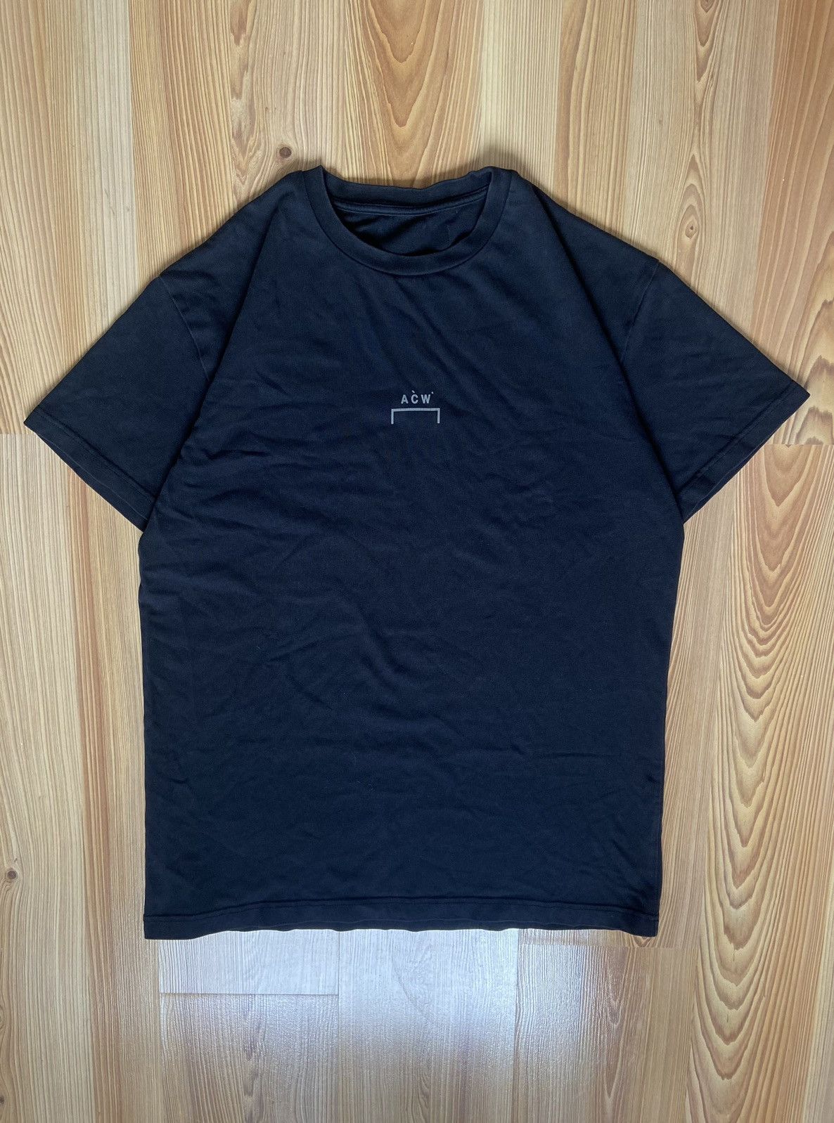 A-COLD-WALL* T-Shirt A Cold Wall Center Logo Tee Over Size Size US S / EU 44-46 / 1 - 1 Thumbnail
