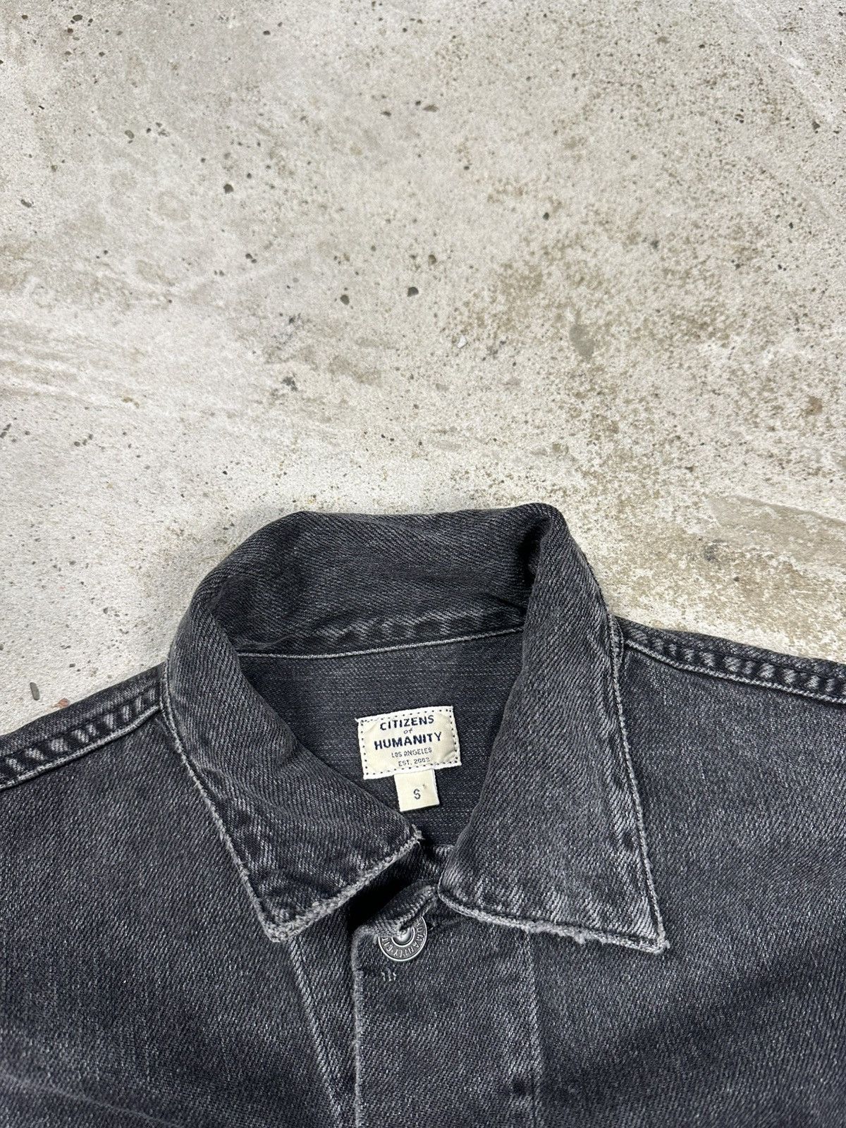 Citizens Of Humanity Citizens of Humanity LA Washed Black Denim Trucker Jacket Size US S / EU 44-46 / 1 - 8 Thumbnail