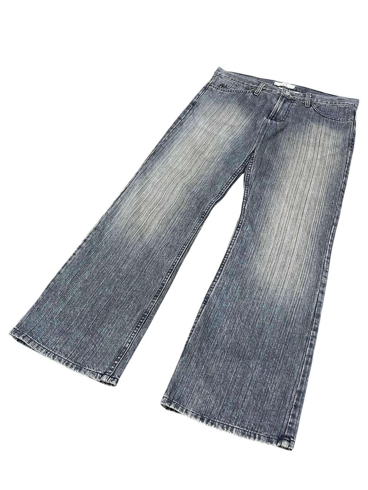 Armani Exchange Armani Exchange USA-Made Pinstripe Flare Denim - Rare Find Size US 31 - 4 Thumbnail